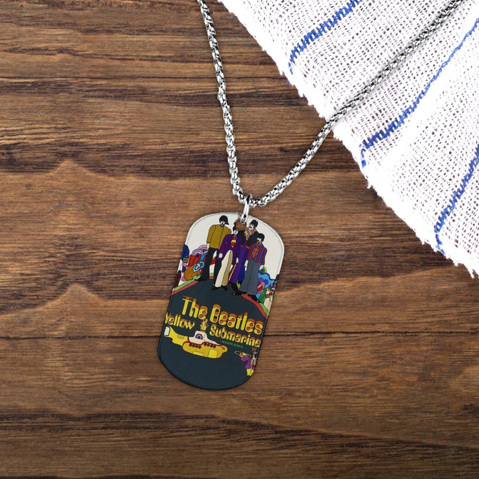 Amazon.co.jp: ネックレス ビートルズ イエロー サブマリン ペンダント
