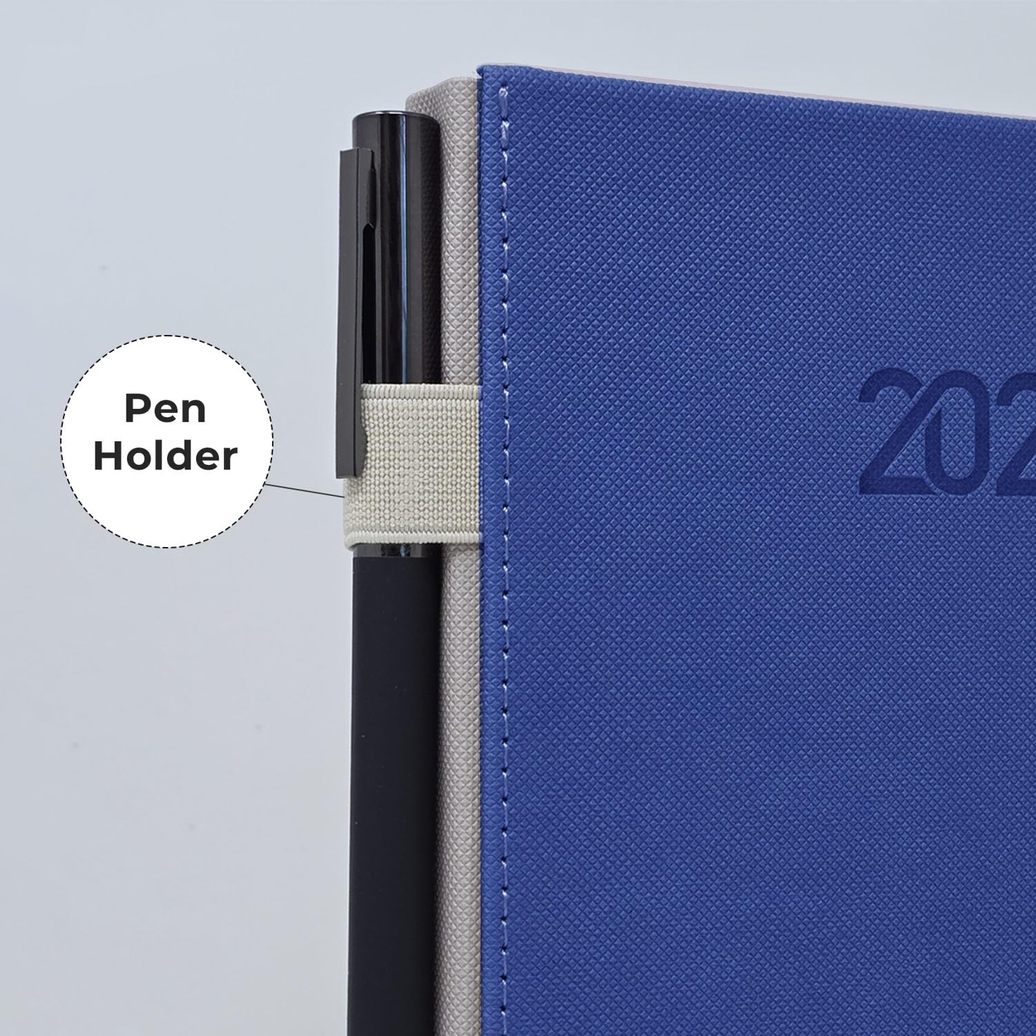 Agenda giornaliera 2026, formato A5, con copertina rigida testurizzata e portapenne, pagine 80 g/m², agenda 365 giorni per ufficio, uso personale, Capodanno e regali aziendali (blu)