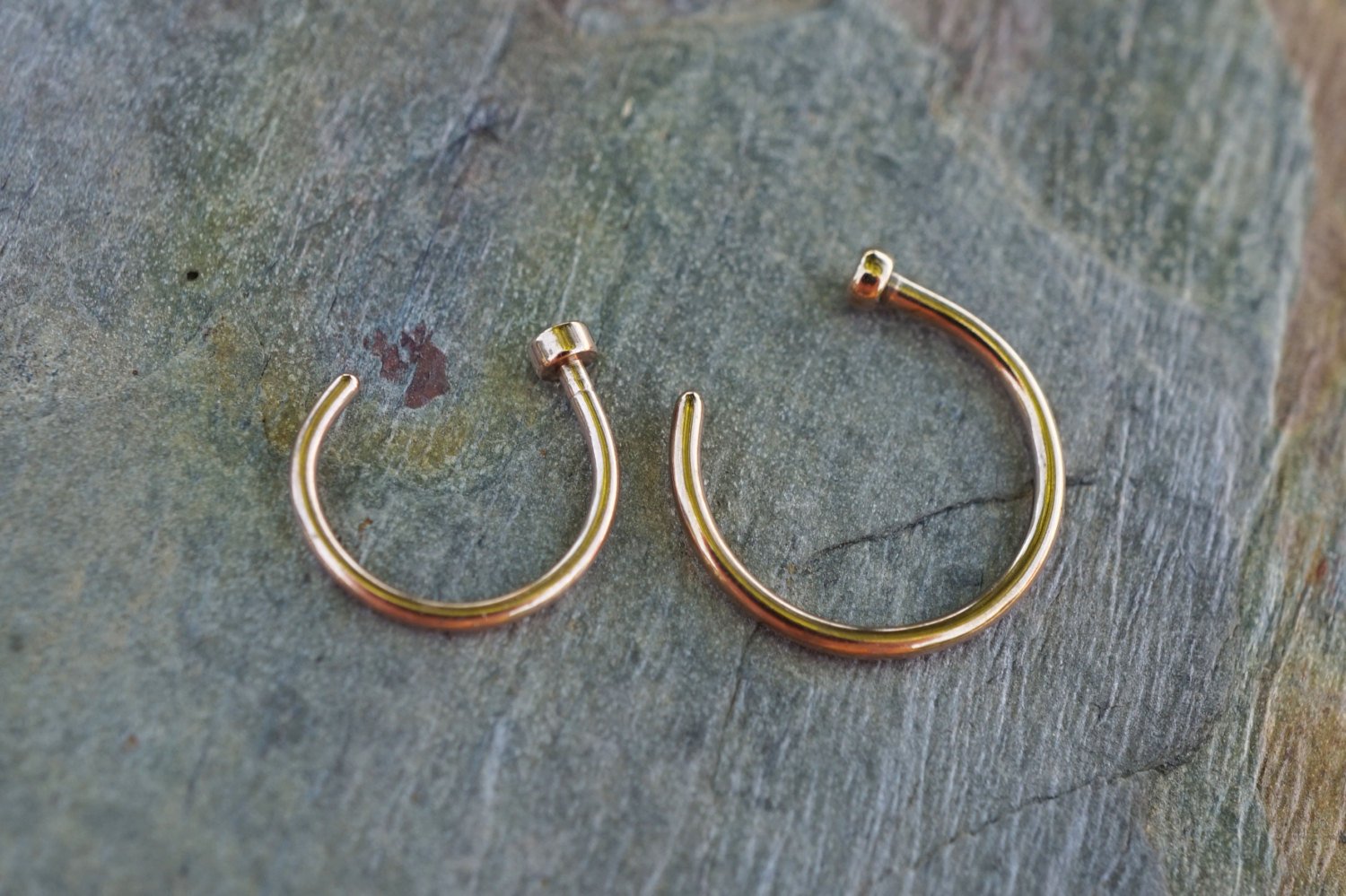 Briana Williams Fake Nariz Anillos Hoop-20G 18G 16G Nariz Aro Anillo 6mm/8mm/10mm/12mm Nariz Piercing Labio Septum Anillo Arete Faux Joyería Piercing del Cuerpo 6 Piezas — view 6