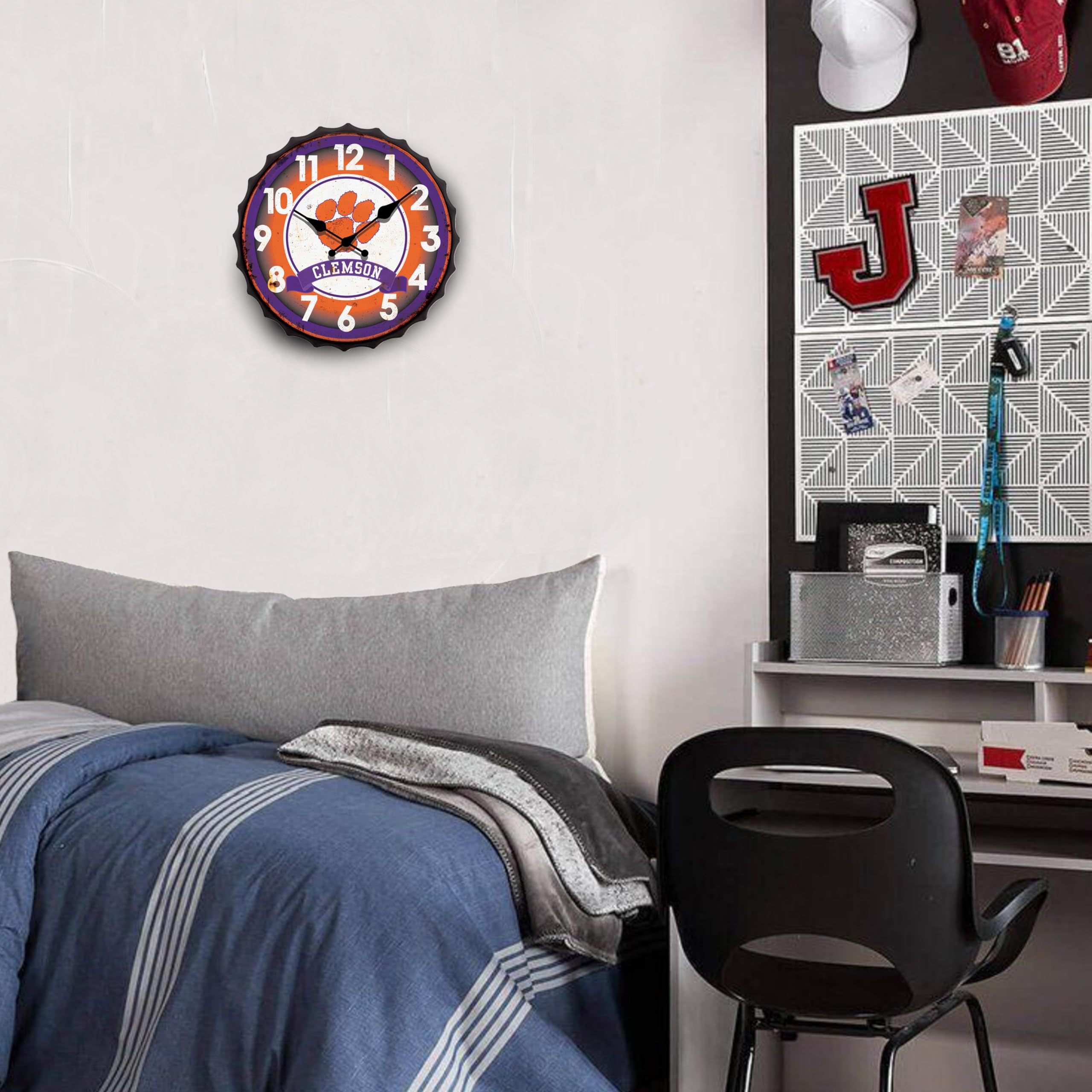 Hanna's Handiworks Clemson University NCAA zegar z zamknięciem do butelek w stylu vintage, metalowa, sztuka ścienna – pokaż swojego szkolnego ducha w męskiej jaskini, akademiku, sypialni, mieszkaniu