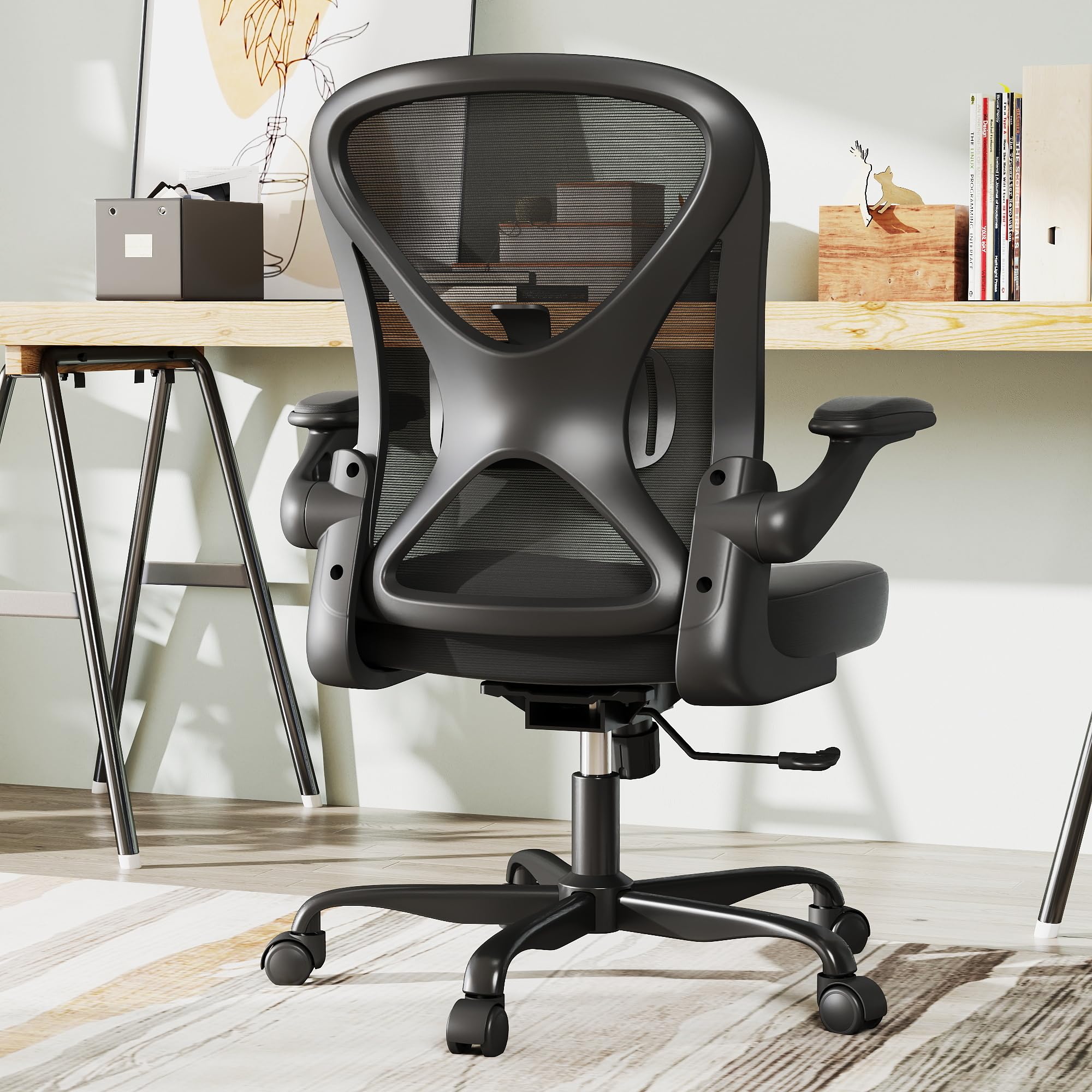 Ergonomischer Schreibtischstuhl, Mesh-Bürostuhl mit verstellbarer Lendenstütze & hochklappbaren Armlehnen, atmungsaktiver Computerstuhl fürs Homeoffice mit 360°-Drehung & Höhenverstellung, Schwarz