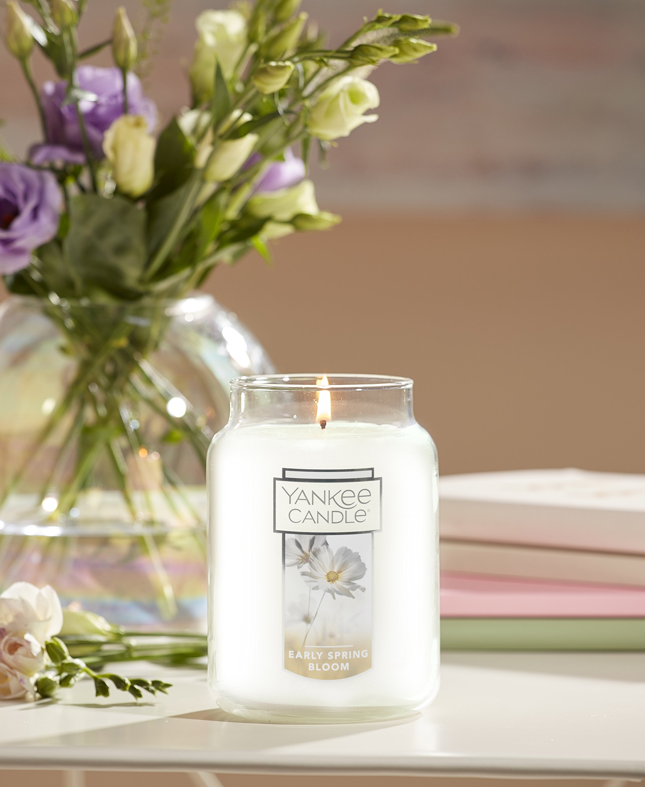 Yankee Candle Early Spring Bloom Jar Candle, Large : Amazon.in