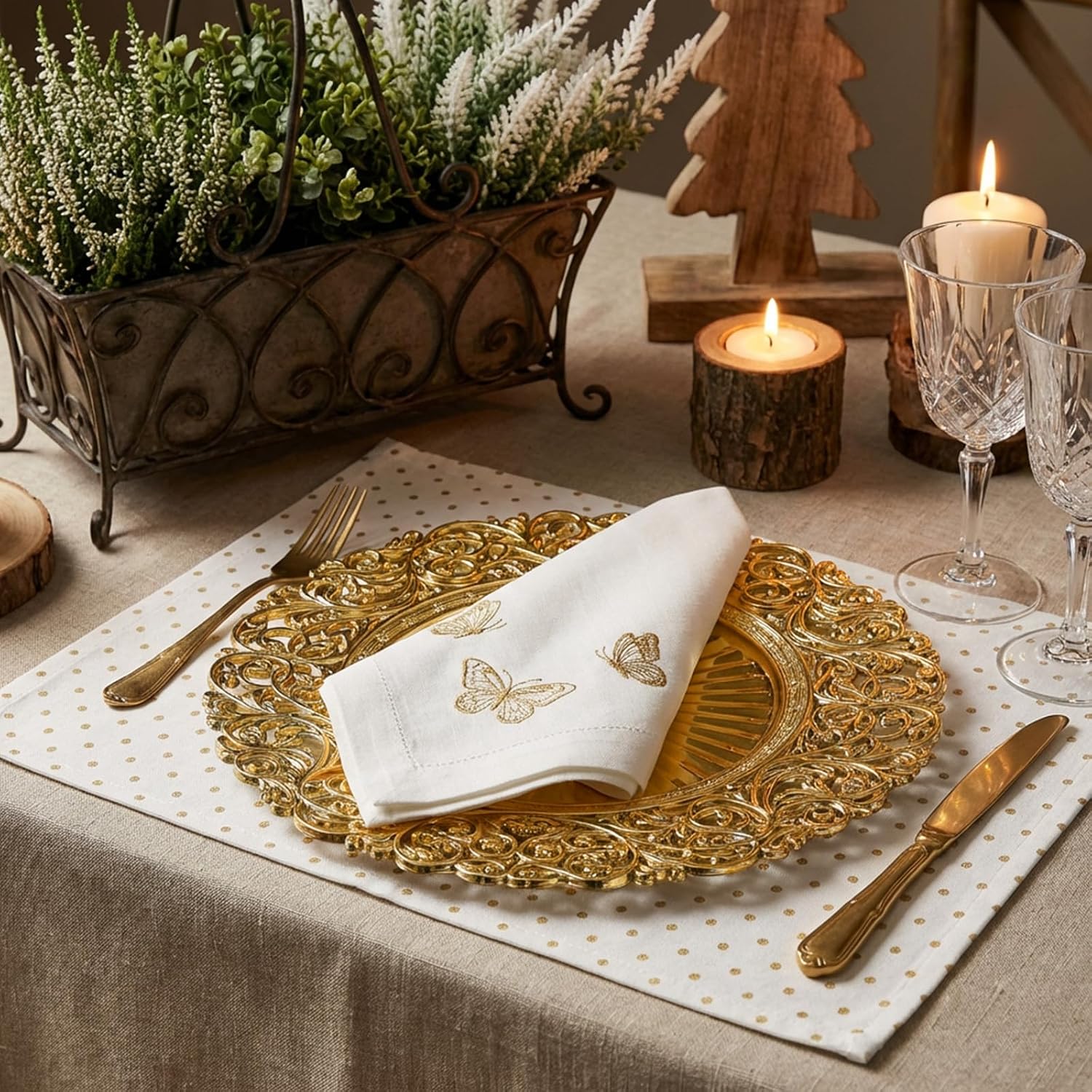 MAQUITA 8 Pcs Antique Gold Charger Plates, 13" Round Plastic Dinner Chargers, Decorative Hollowed Out Flowers Serving Plates for Dinner, Wedding, Table Setting, Elegant Tableware Decor