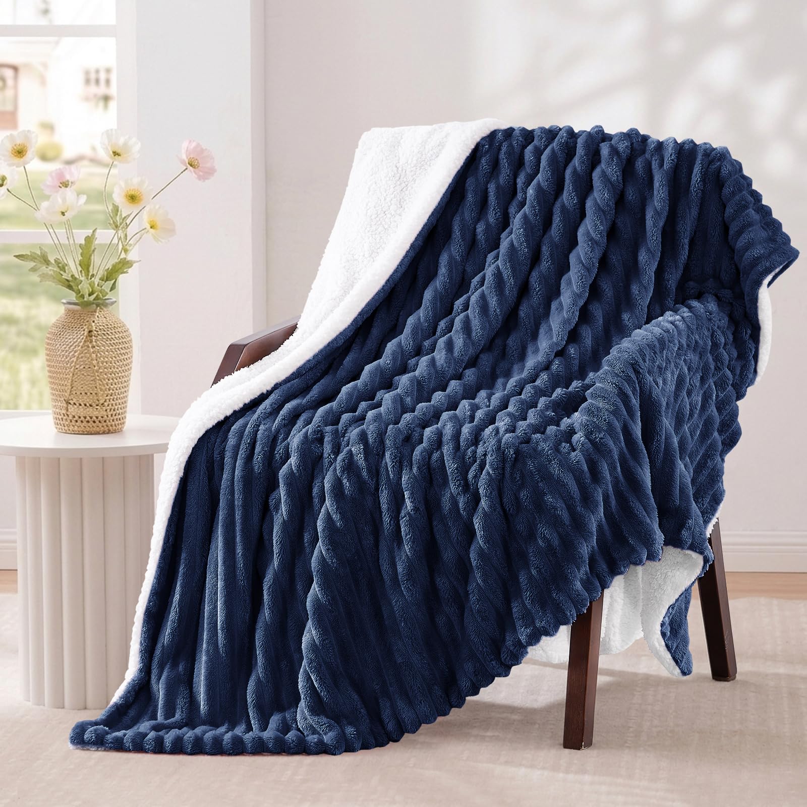 Aisbo Sherpa Fleece Throws for Sofas Single - Fluffy Bed Blanket, Navy