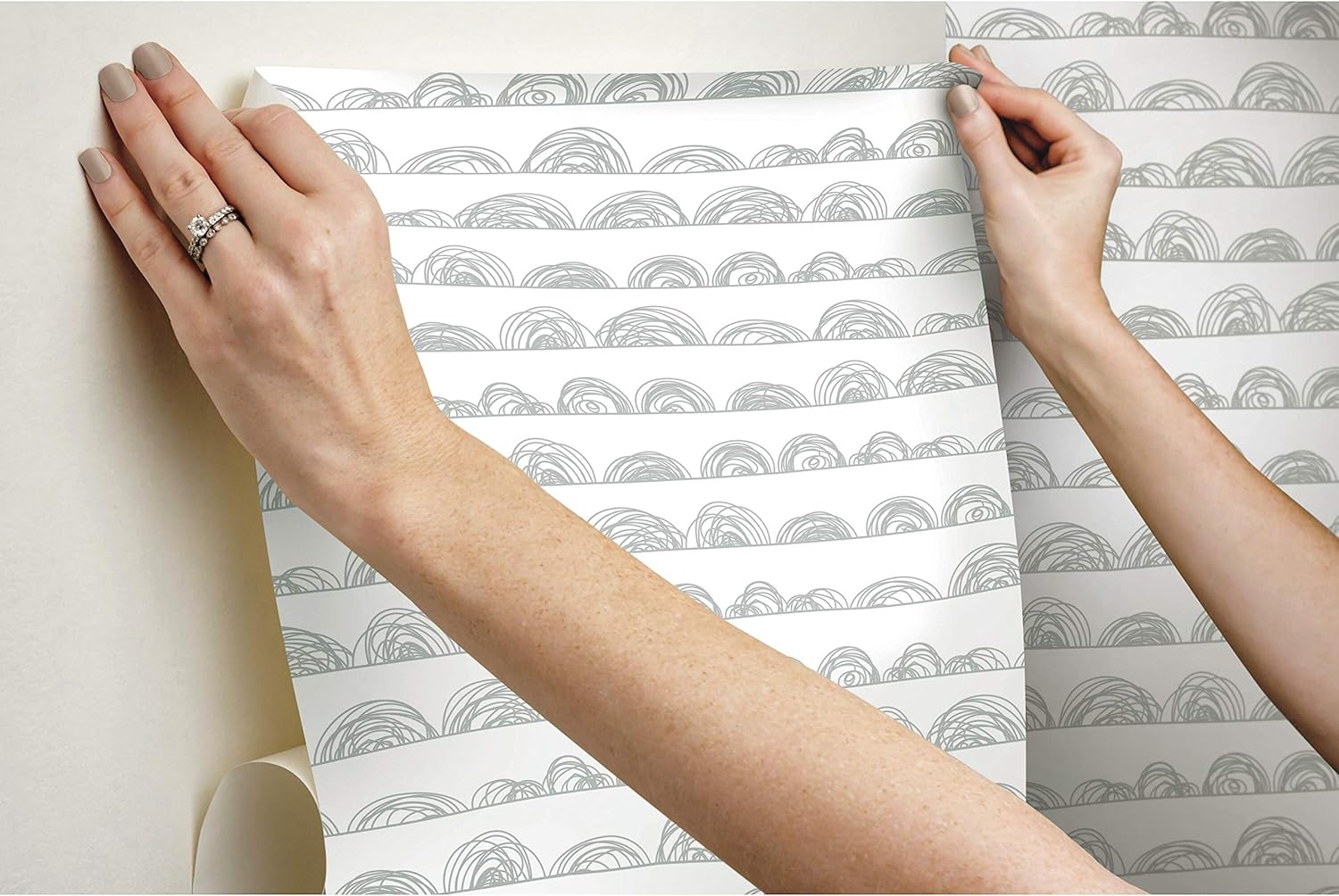 Gray and White Doodle Scallop Peel and Stick Wallpaper Roll