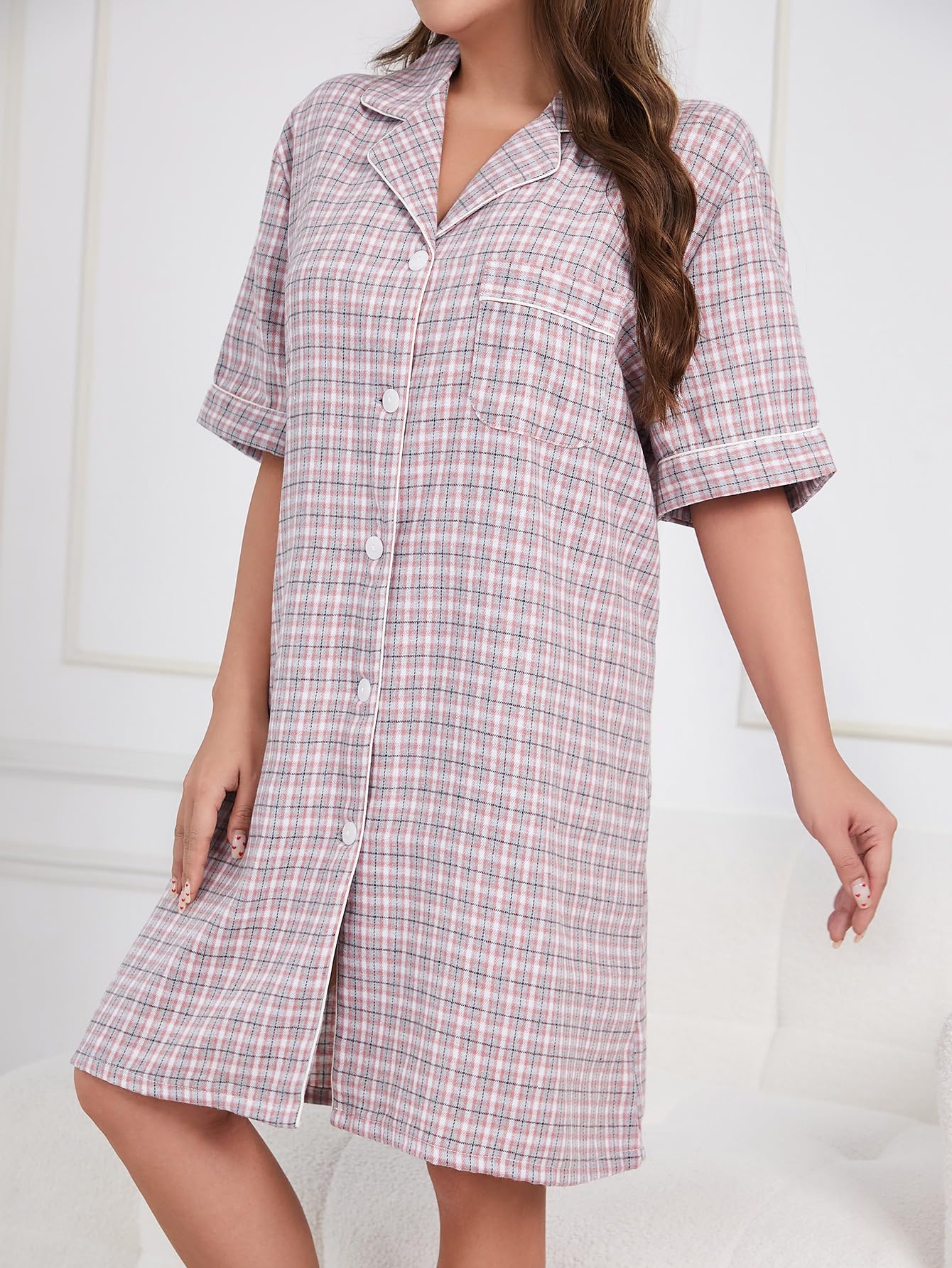 purpleq Camisón de Tallas Grandes a Cuadros Manga Corta con Botones para Dormir | El diseño de cuadros clásico y el tejido transpirable ofrecen un ajuste cómodo para descansar.