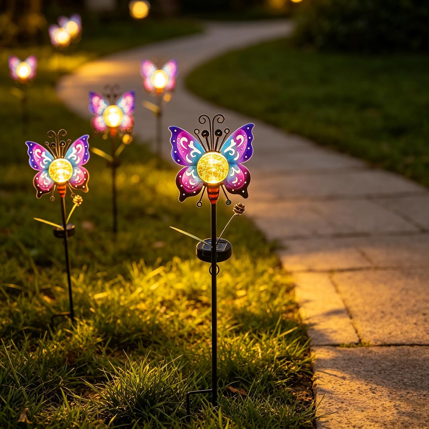 Solar Butterfly Garden Stake Lights Outdoor Waterproof 2 Pack Metal Butterfly Solar Lights for Outside Yard Lawn Patio Decor Garden Stakes Decorative Outdoor Lawn Ornaments Gardening Gifts for Women