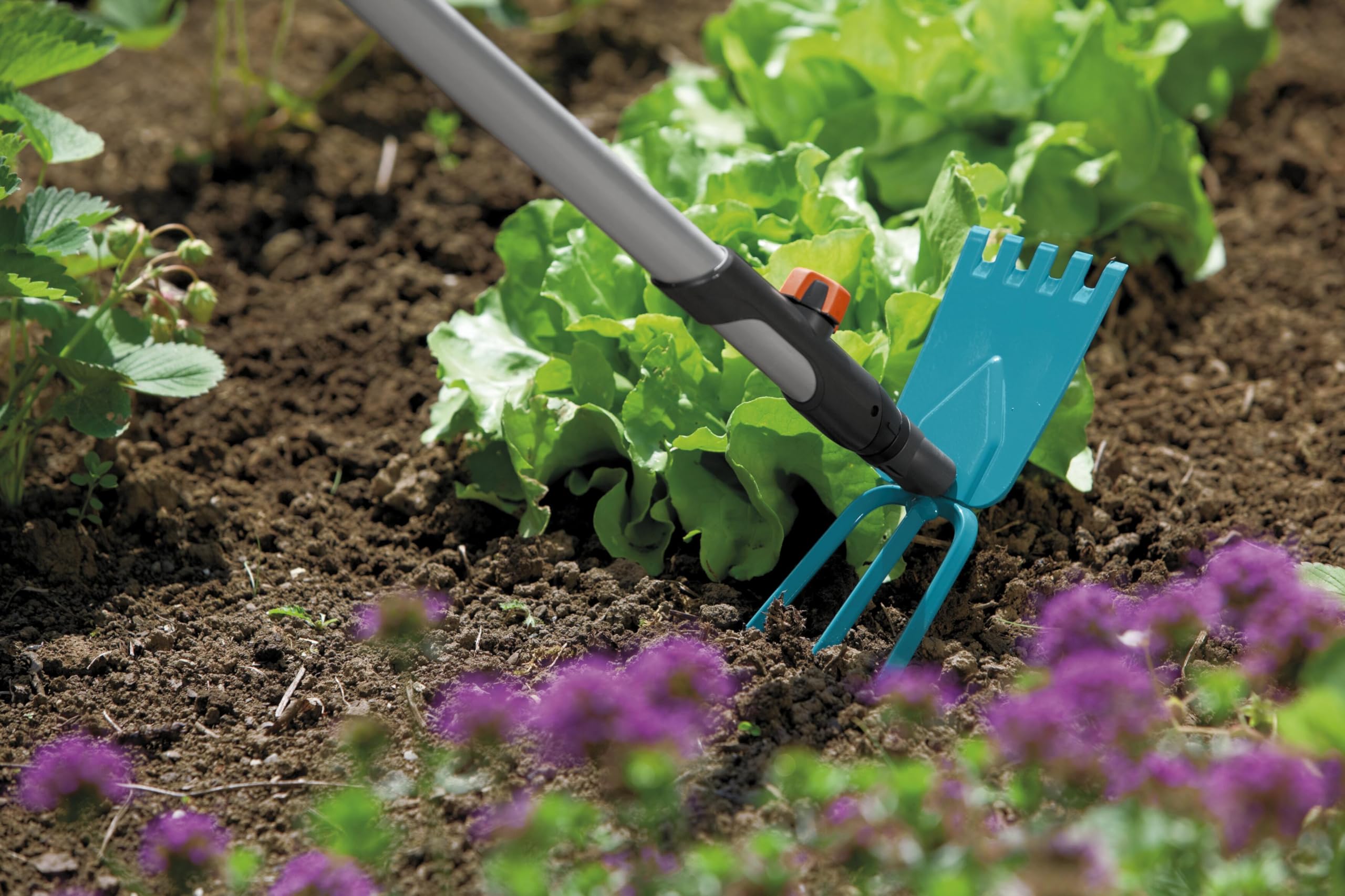 Gardena Hoe de jardin Comgrisystem: houe avec feuille droite, 3 dents, largeur de travail de 9 cm, en acier de haute qualité de haute qualité, revêtement thermodurcissable (3219-20)