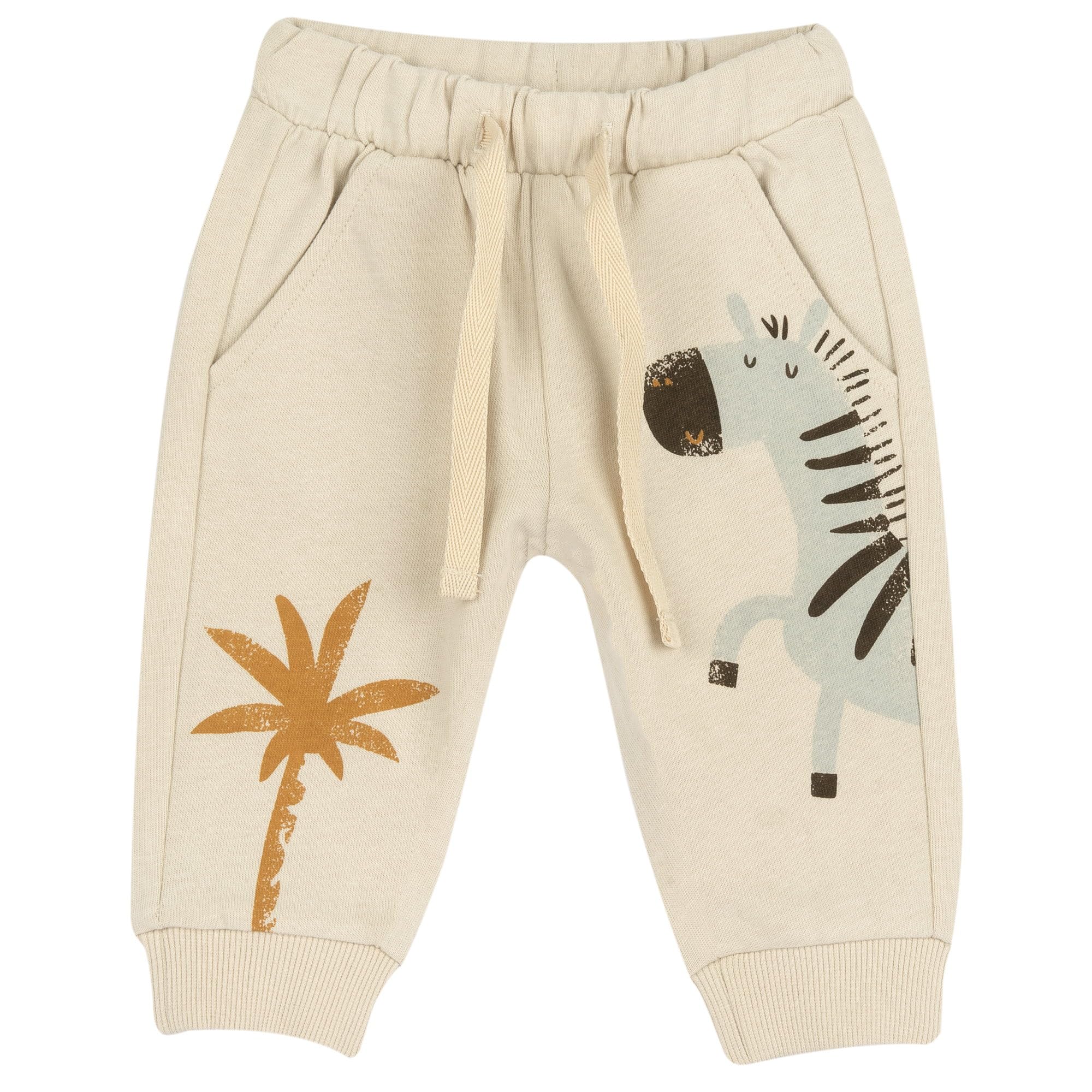 Chicco In Morbido Tessuto E Impreziosito Da Colorate Grafiche 261 Completo con T-shirt e Pantaloni Bimbo 0-24 (Pacco da 1)