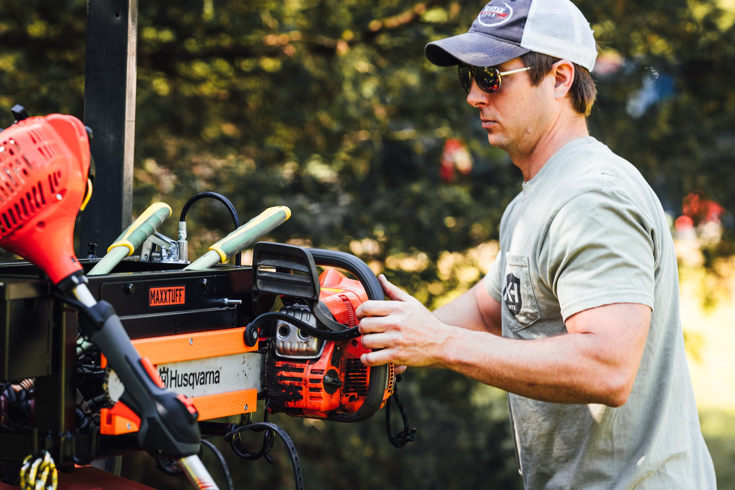 MAXXTUFF ROPSRIDER™ Deluxe Tractor Basket