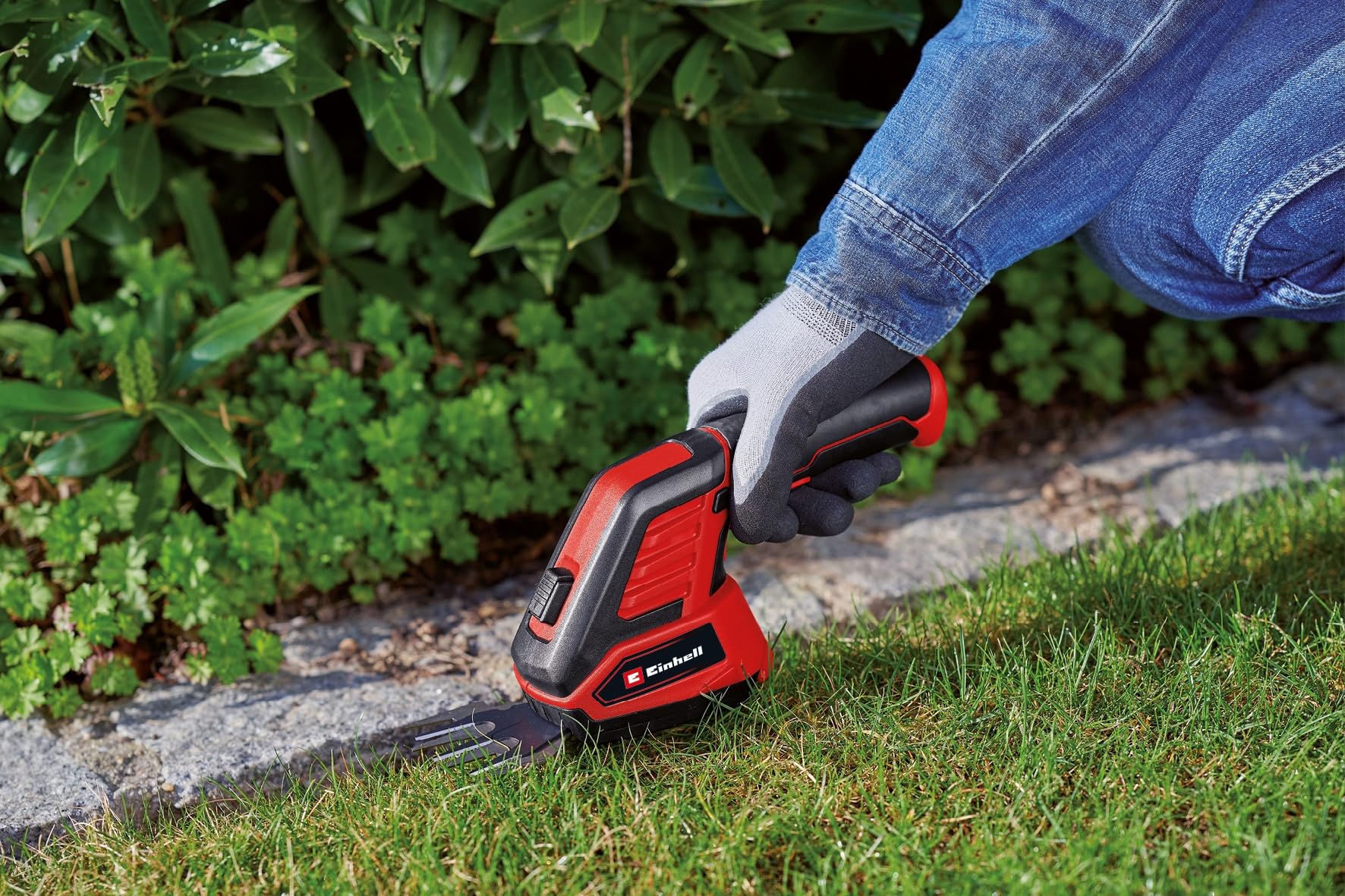 Einhell Akumulatorowe nożyce do trawy i krzewów GC-CG 3,6/70 Li WT (3,6 V, akumulator Li-Ion 2,0 Ah, ostrze do trawy 70 mm, ostrze do krzewów 110 mm, w tym kabel ładujący)