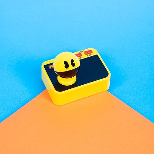 Miniatura 8 de Fizz Creations PAC-MAN Plug & Play. Retro Gaming Arcade Game. Wireless controller. HDMI cable included. Classic Pac Man Gameplay.