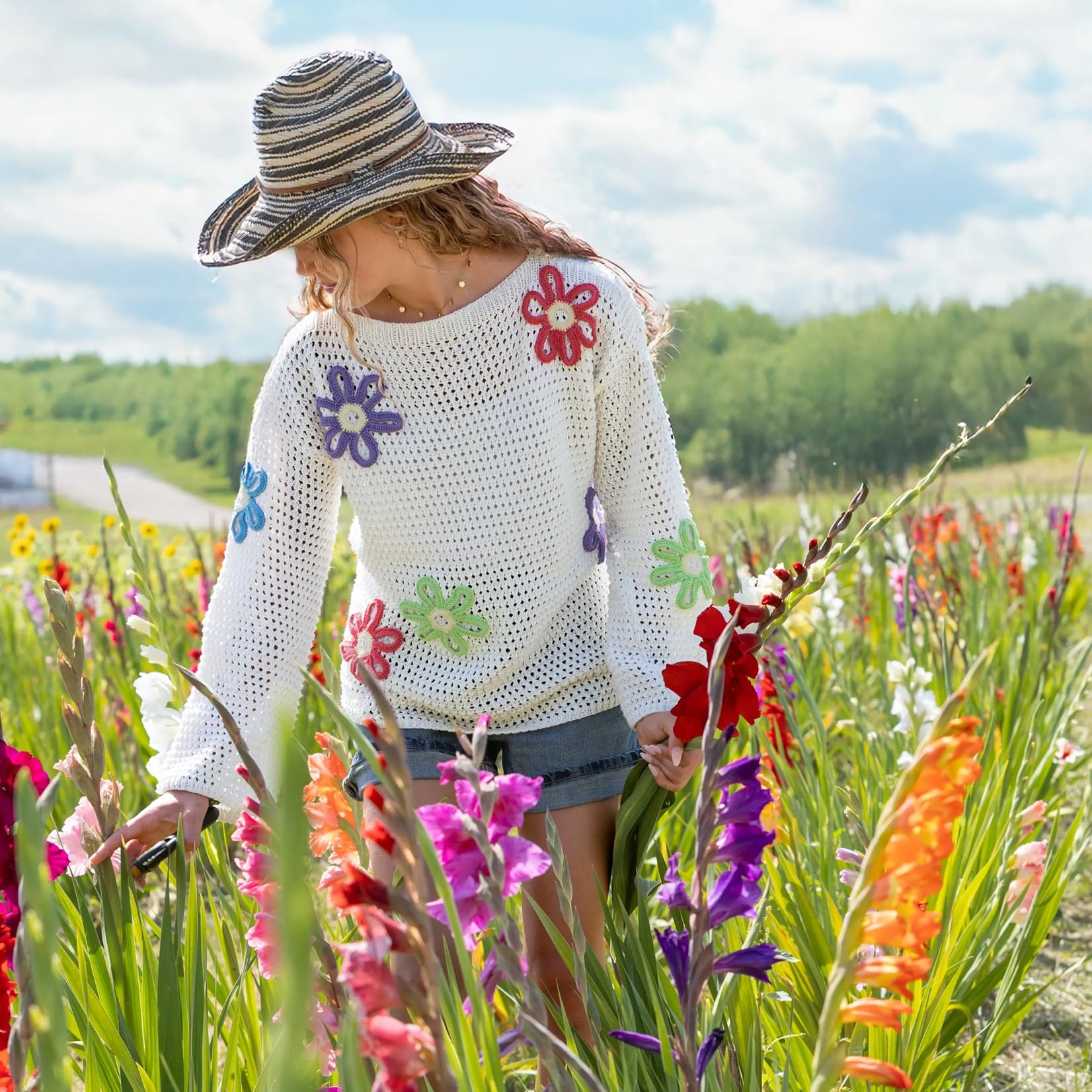 wolldealer 24 Strickset Sommer-Pullover Flower Power aus 100% Baumwolle Gründl Cotton quick uni, Set für Größe 36-38 bis 40-42 ausreichend.