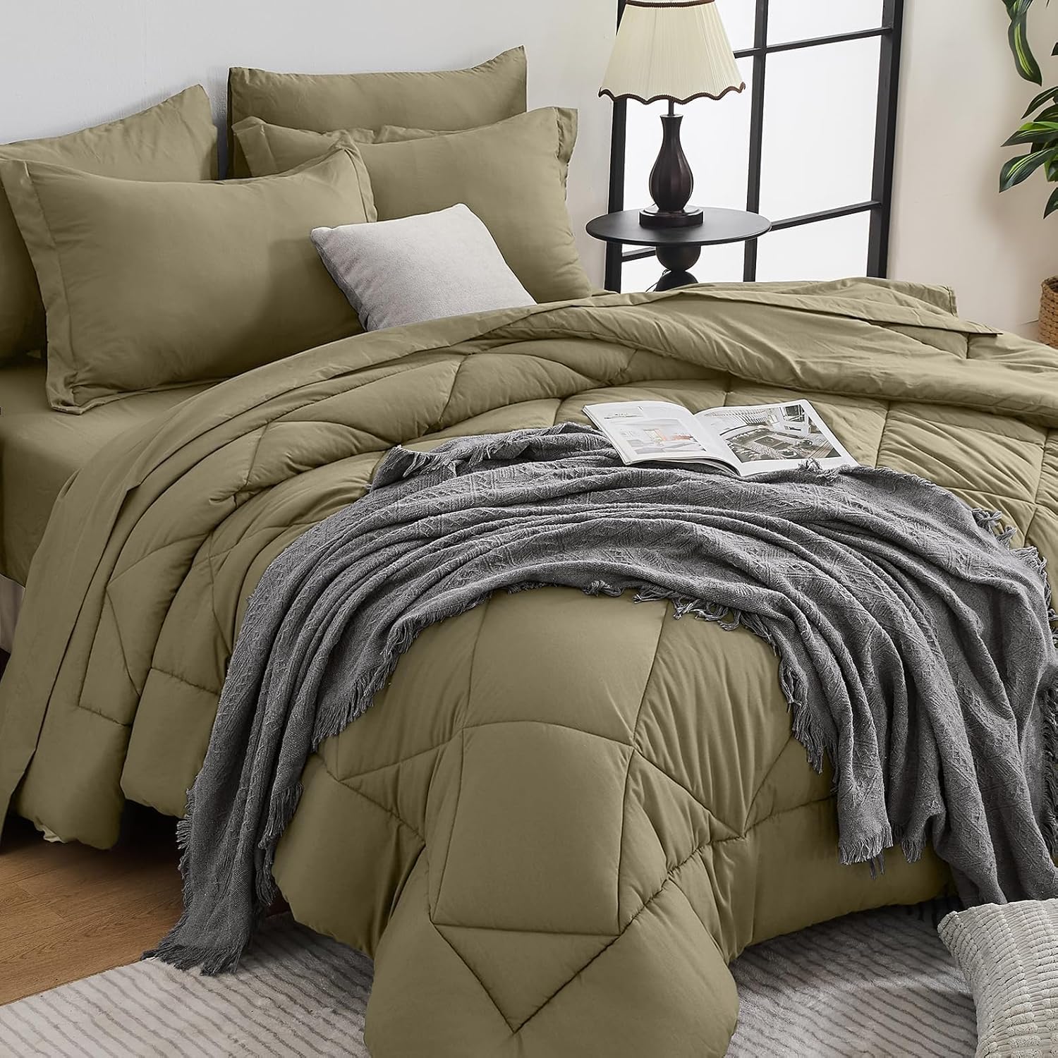 HEVUMYI Olive Green Twin Comforter Set - 5-Piece All Season Bed in a Bag Twin, Ultra Soft Bedding Set with Comforter, Flat Sheet, Fitted Sheet, Pillowcases, Pillow Shams, Olive Green