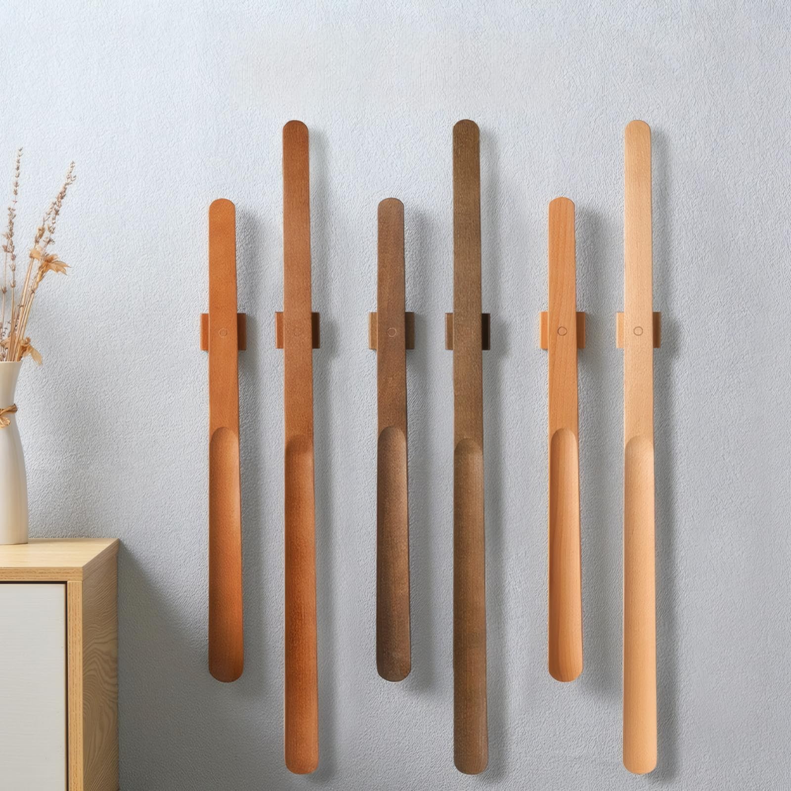 Magnetischer Schuhlöffel aus Holz mit Wandhalterung | Wandmontage (Buche, 70 cm)