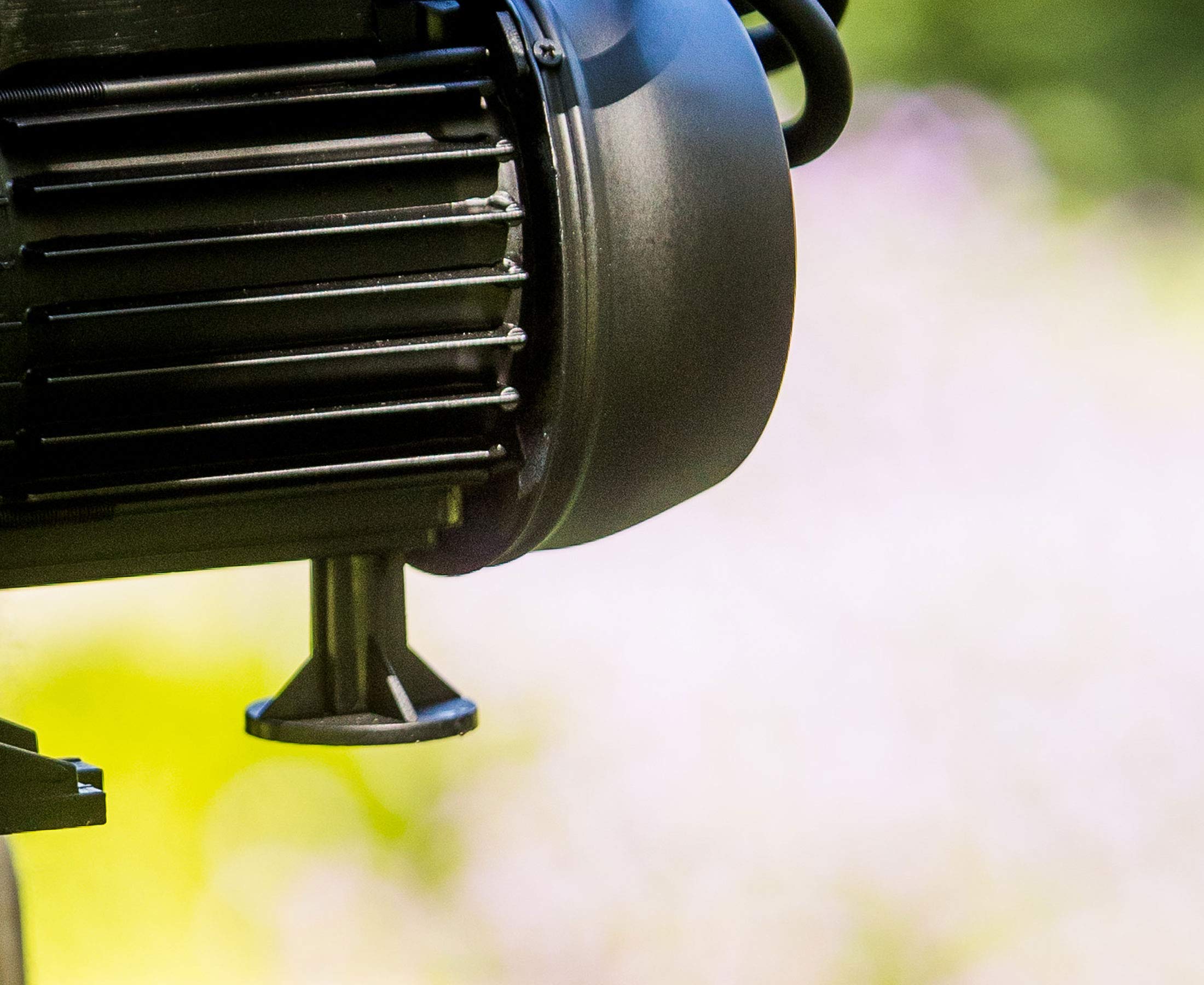 T.I.P. Gartenpumpe 650W - 3.600 l/h Leistung, 40m Förderhöhe, robustes GFK-Gehäuse, selbstansaugend, ergonomischer Griff, Überlastschutz, GPK 3600, 30147