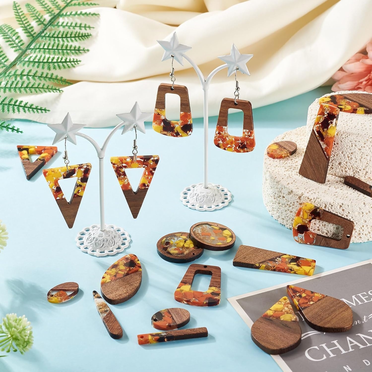 Cheriswelry 20Pcs/10 Pairs Resin Wooden Earring Pendants Gold Foil Vintage Wood Statement Charms Assorted Shape Teardrop Flat Round Triangle Trapezoid Pendants 22-49mm for DIY Jewelry Making - Image 2