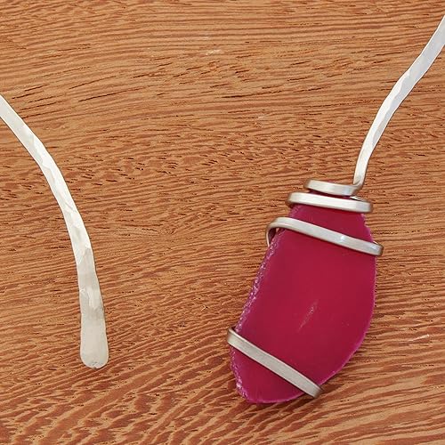 Vista 4 de NOVICA Collar de howlita hecho a mano, acero inoxidable, ágata, tono plateado, rosa, colgante de Brasil, piedra natal moderna "Sunrise's Magnitude