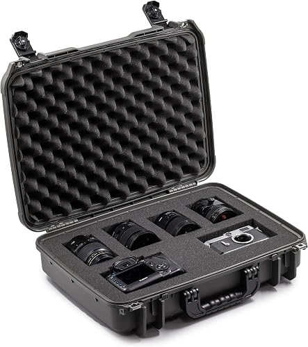 Seahorse 710 Heavy Duty Protective Dry Box Case with Accuform Foam - TSA Approved/Mil Spec / IP67 Waterproof/USA Made for Cameras, Firearms, Camping, Laptops, Consoles, VR