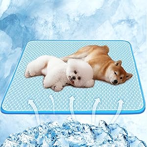 aerduo ペット ひんやりマット 犬 猫用ひんやりマット 夏用 ペット用シーツ 接触冷感3Dアイスシルク 防水/消臭/速乾 繰り返し利用可能 洗える 犬 暑さ対策 漏れ防止 滑り止め 中型・大型犬対応 (Mサイズ*1枚)