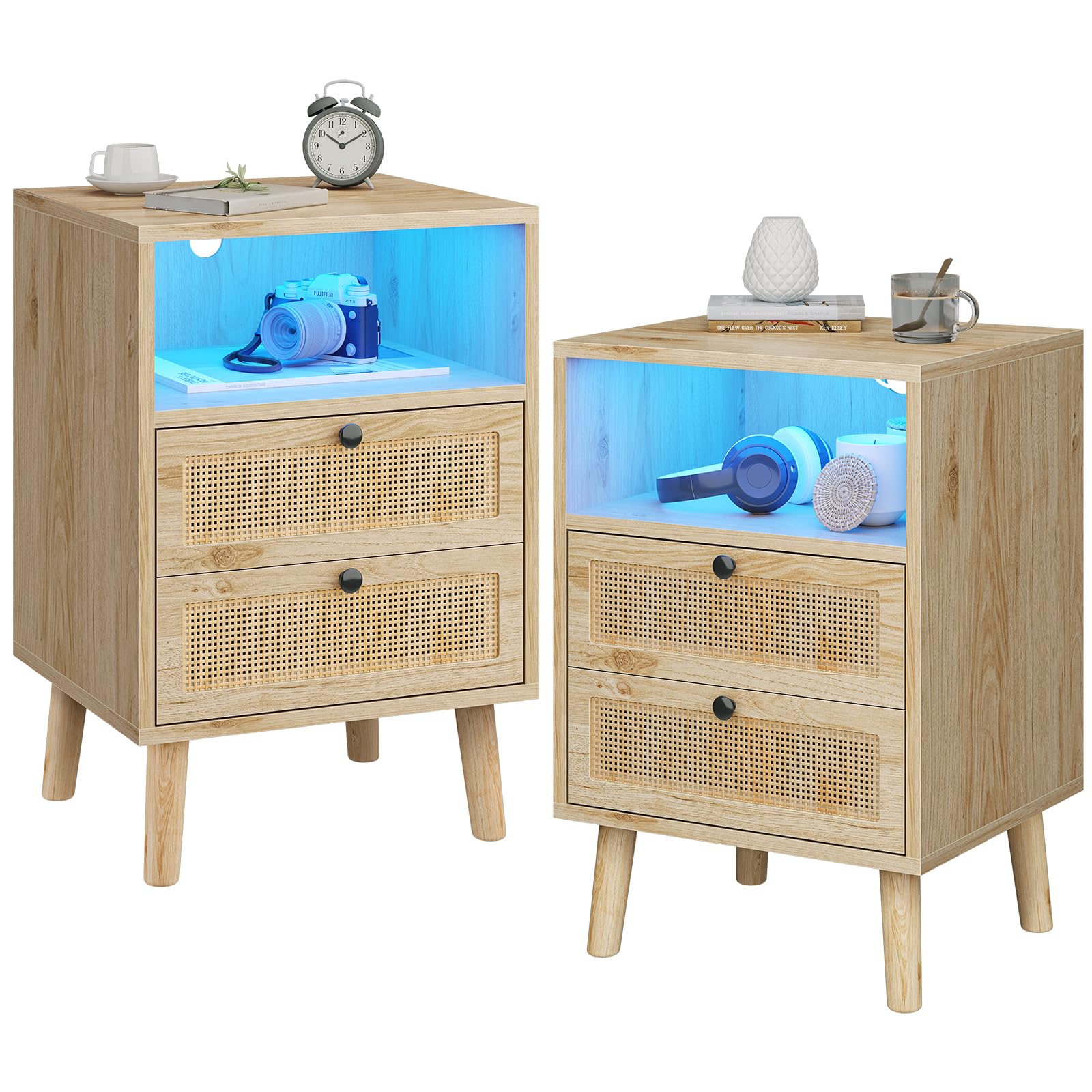 AOGLLATI Comodino Rattan Set di 2 con 2 Cassetti e Scomparto Aperto, Comodino Piccolo con Luci LED, Comodini in Legno Tavolo Laterale Stretto con Gambe in Pino per Soggiorno, Camera da Letto