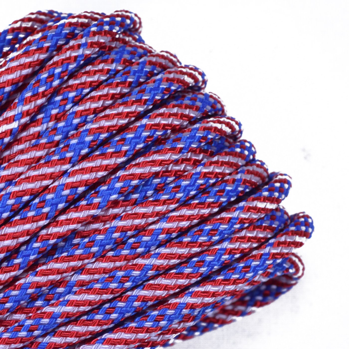 Bored Paracord - 1', 10', 25', 50', 100' Hanks & 250', 1000' Spools of Parachute 550 Cord Type III 7 Strand Paracord Well Over 300 Colors - Stars and Stripes - 10 Feet - 2