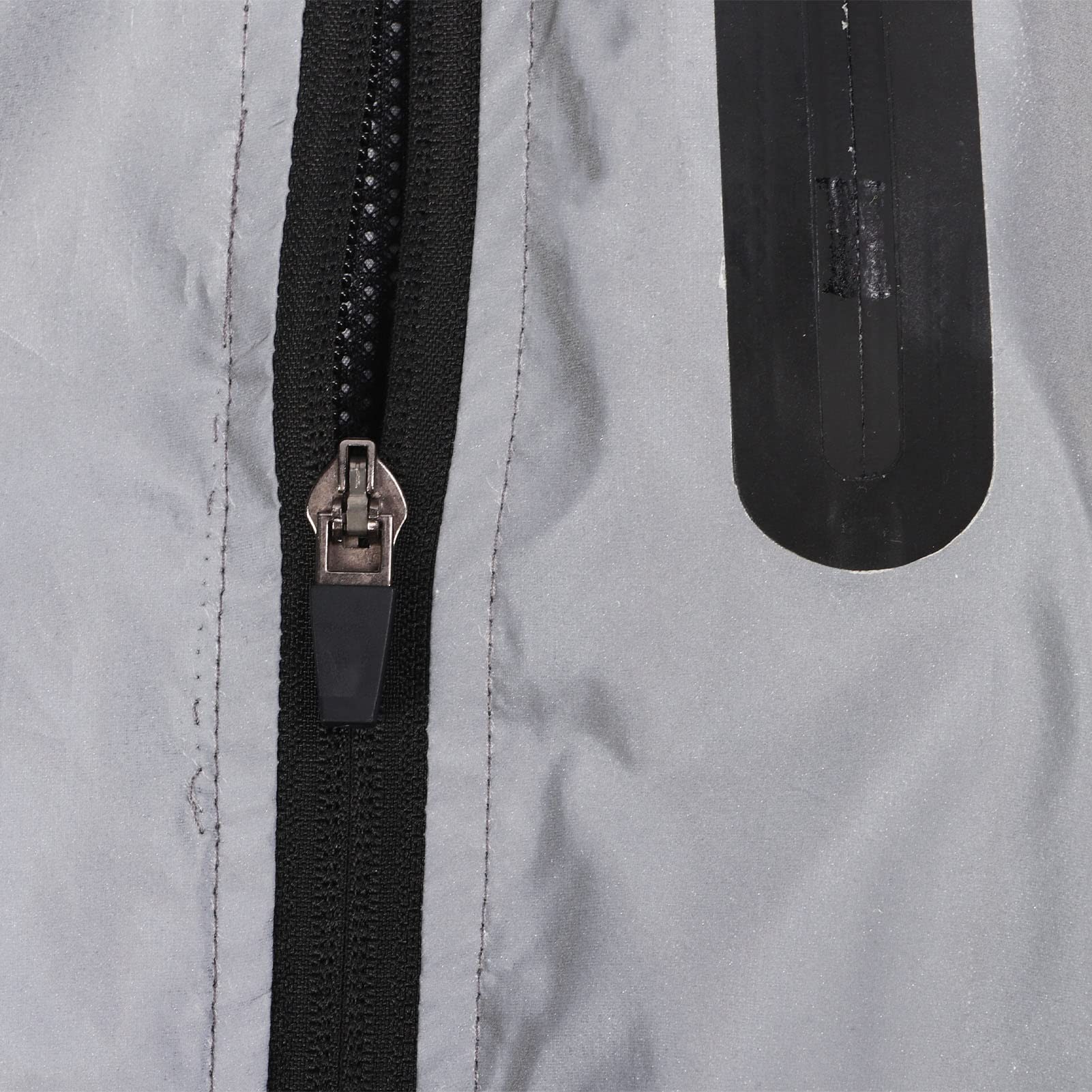 Atyhao Chaqueta de ciclismo totalmente reflectante, malla transpirable, impermeable, cómoda chaqueta de ciclismo con capucha, gran practicidad para montañismo