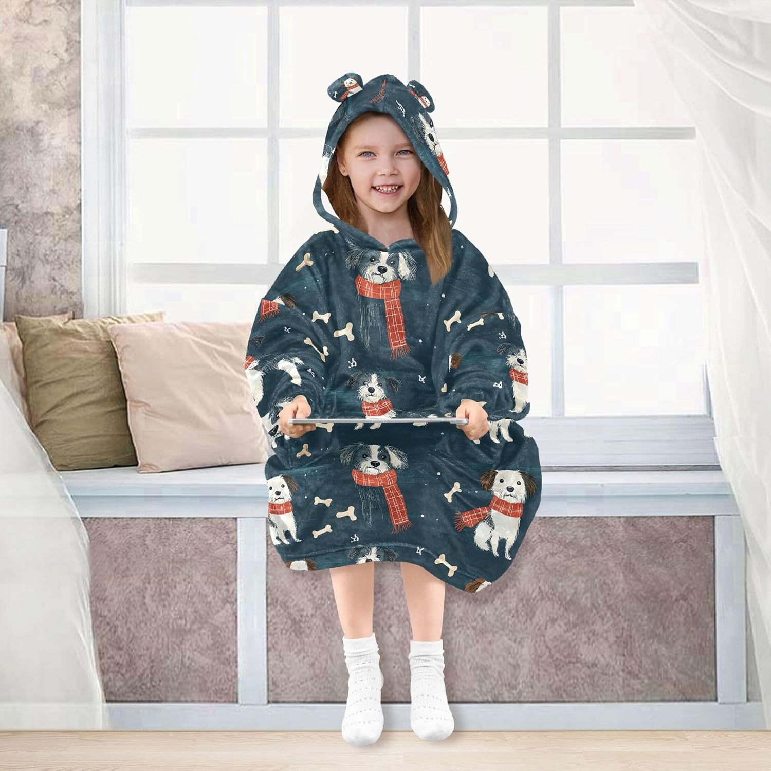 Cute Dog Puppy Pug Kids Wearable Blanket Hoodie with Pocket and Sleeves for Toddlers, Cute Hoodies Girls B0404116