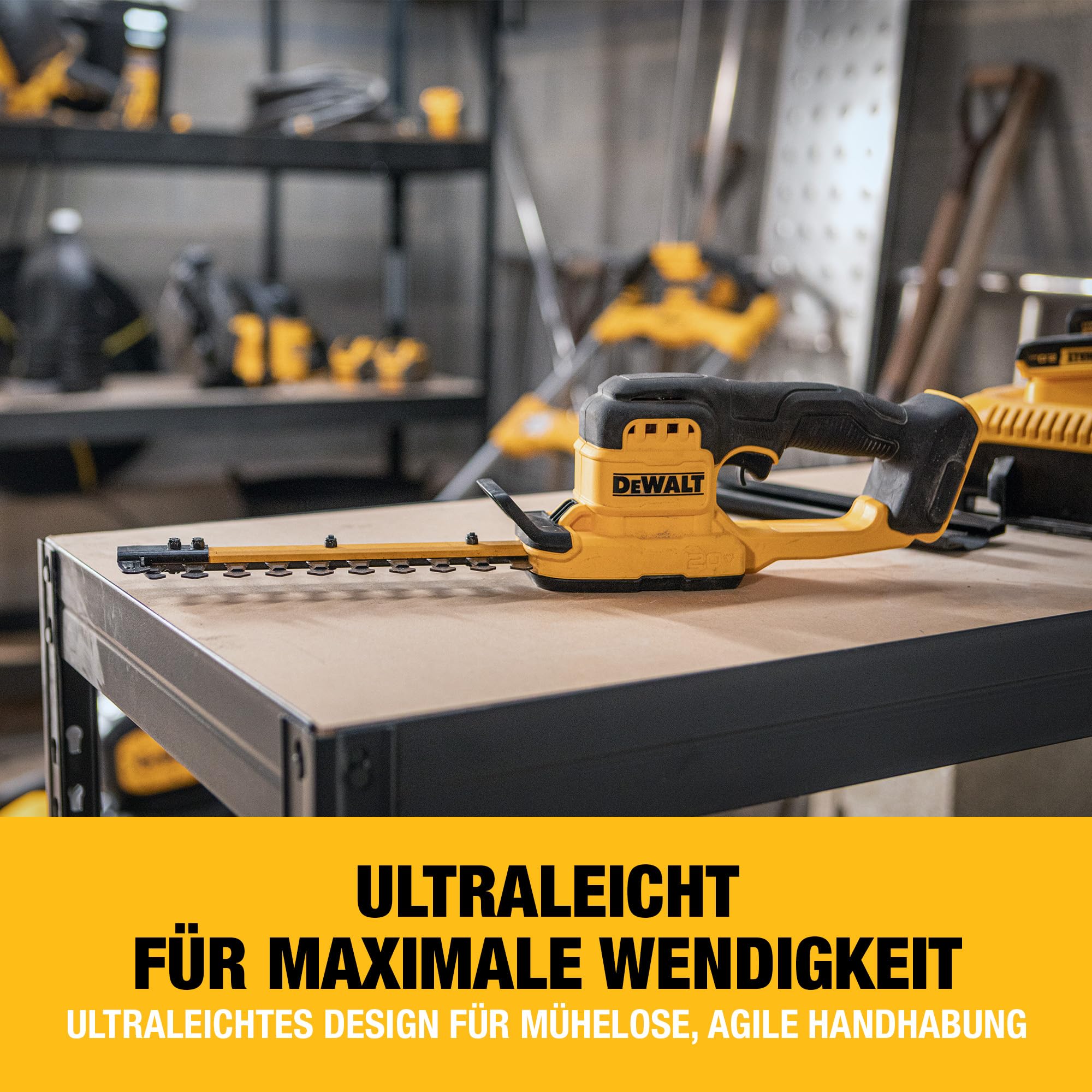 DEWALT Kompakte Heckenschere 18 V XR 20 cm mit vollflächiger Klingenhülle und Aufhängehaken. Leicht, Präzisionsklingen, XR-kompatibel, nur Werkzeug, DCMHT520N-XJ