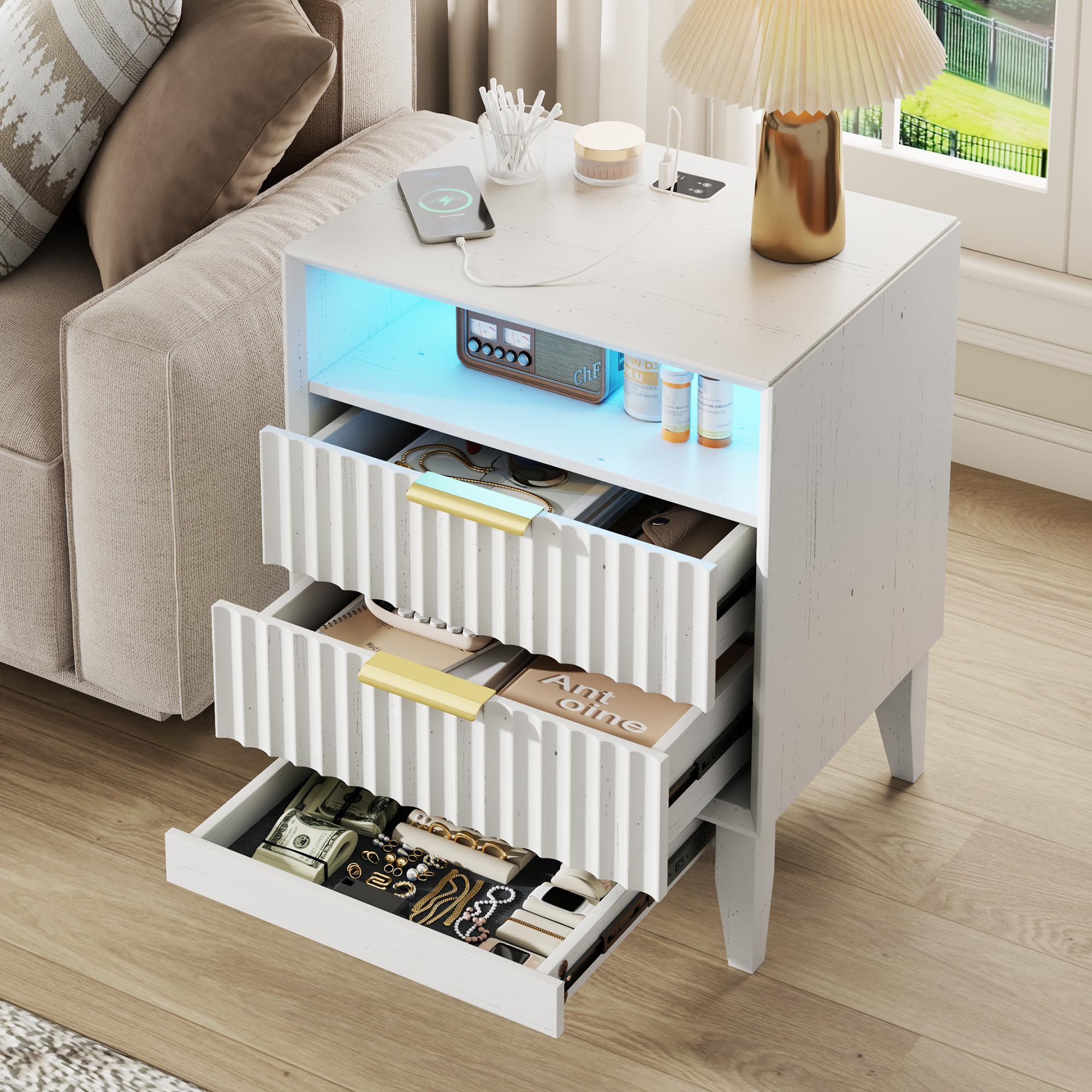 LVSOMT Comodino con stazione di ricarica e illuminazione a LED, cassetto nascosto con serratura RFID, comodino in stile Mid-Century Modern per la camera da letto, 2 cassetti e ripiano aperto, Bianco