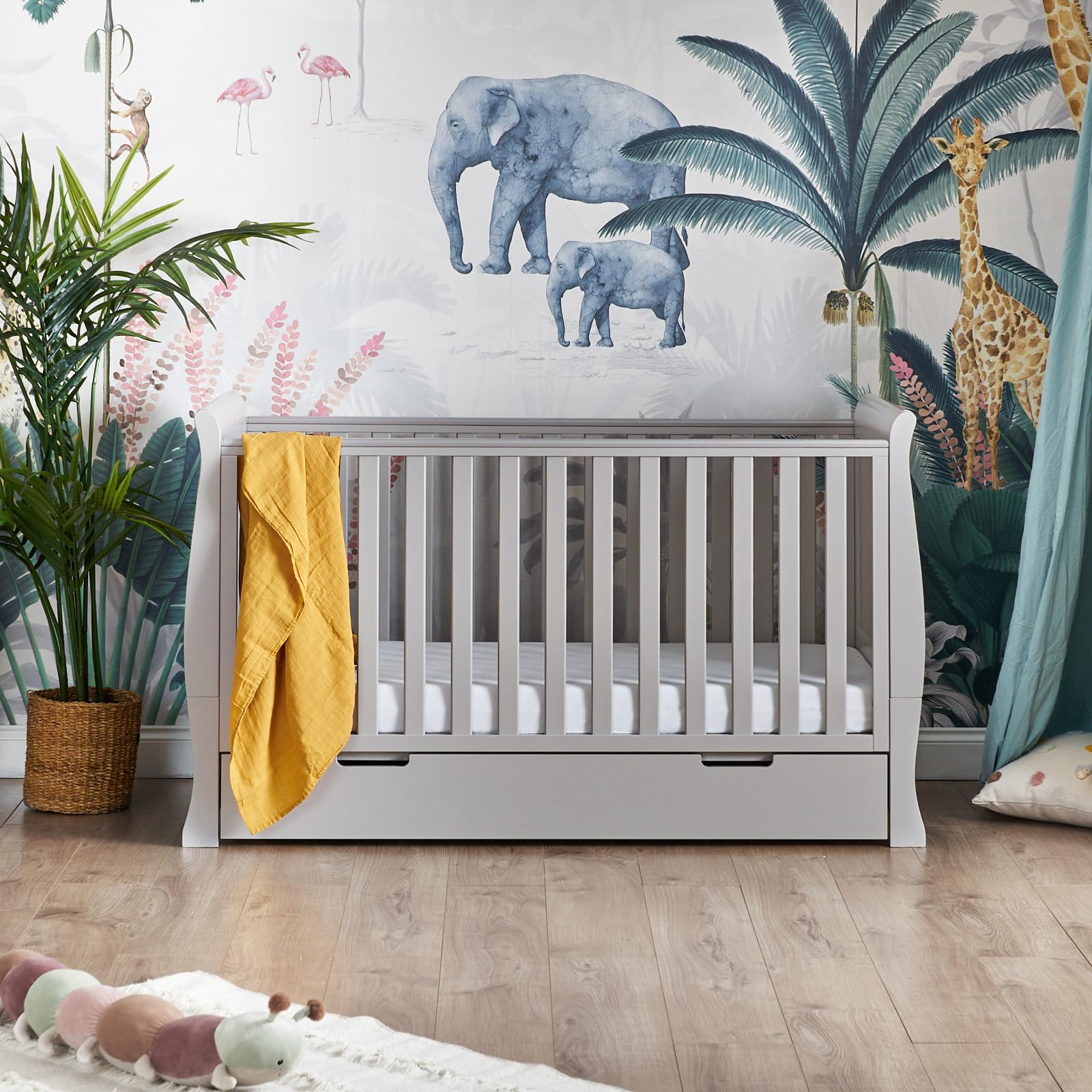 Obaby Stamford Classic Cot Bed - Warm Grey Size 140 X 70Cm