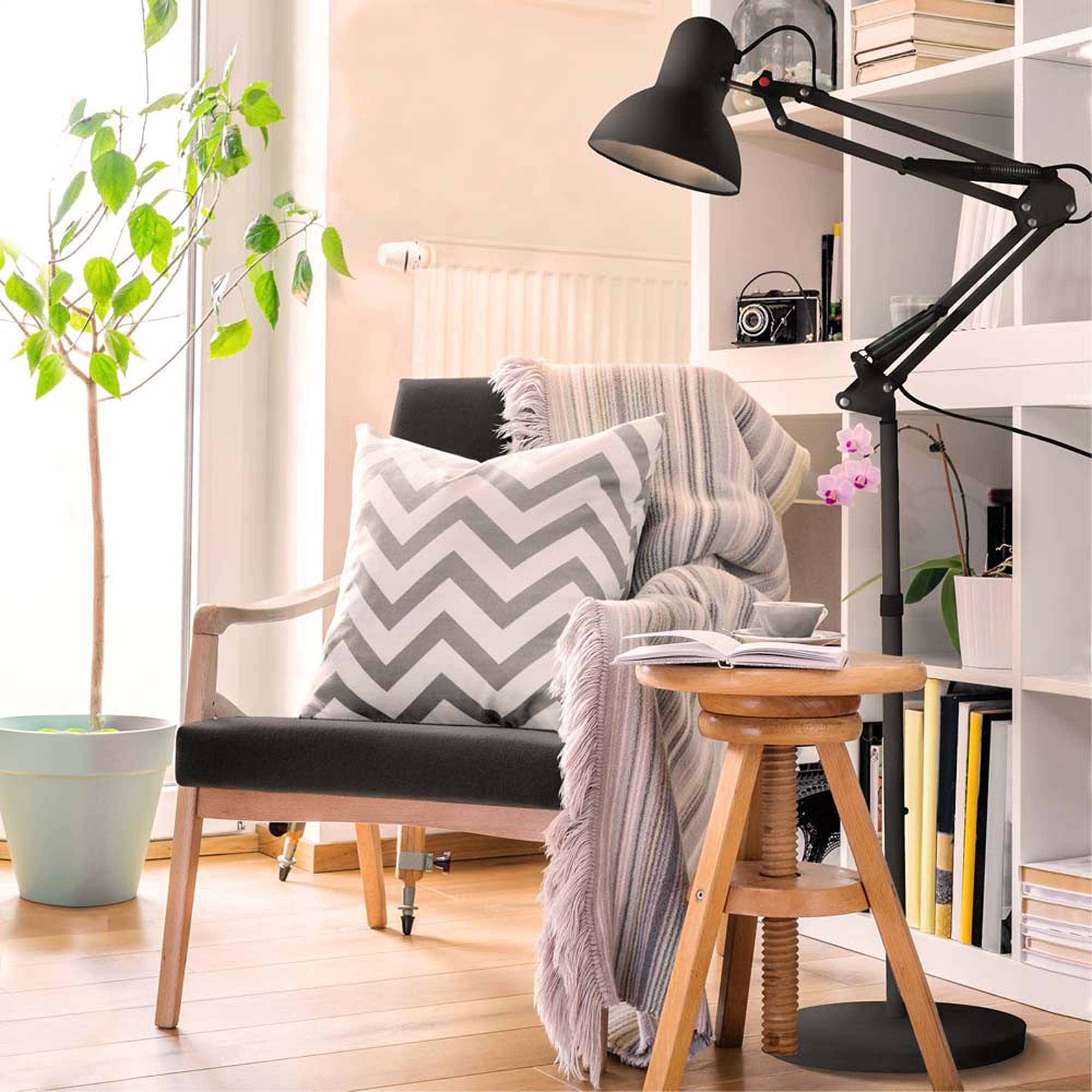wonderlamp - Lámpara de pie articulada Avati, Lámpara Pie Negro, Altura regulable, Cuerpo y cabezal articulable, Bombilla 1xE27