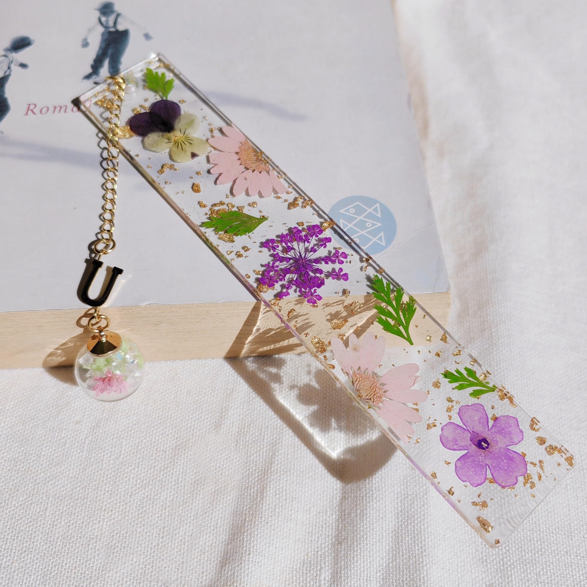 Famweylami Original Personalised Bookmark Gift for Teacher 26 Letters, Retirement, Farewell, Teacher, Graduation - Image 2