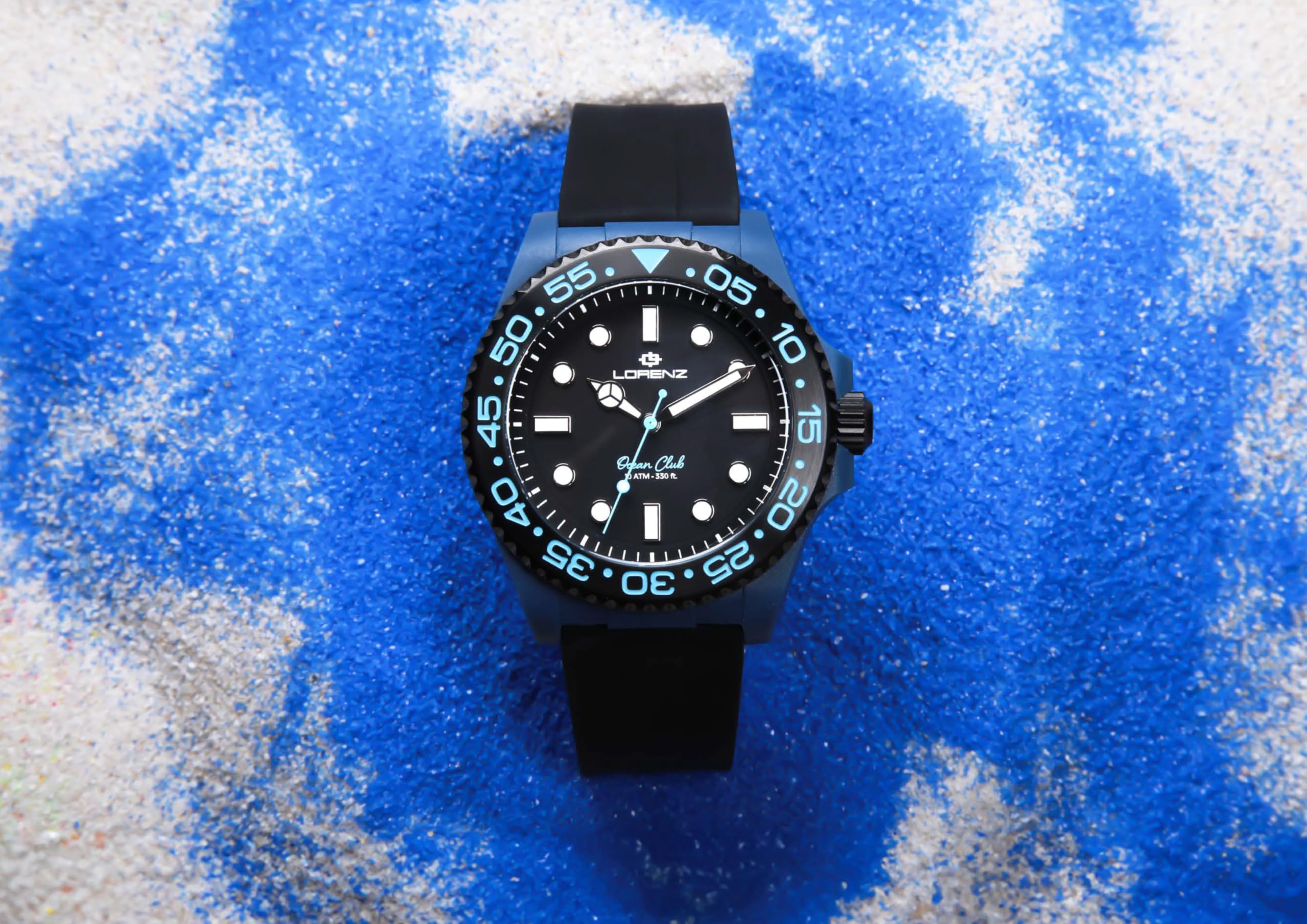 Lorenz Ocean Club 030268BB - Orologio Sportivo da Uomo al Quarzo - Orologio con cassa in superlega Soft Touch blu - Cinturino in Gomma con chiusura deployante - Sub 100 metri - Cofanetto speciale sub