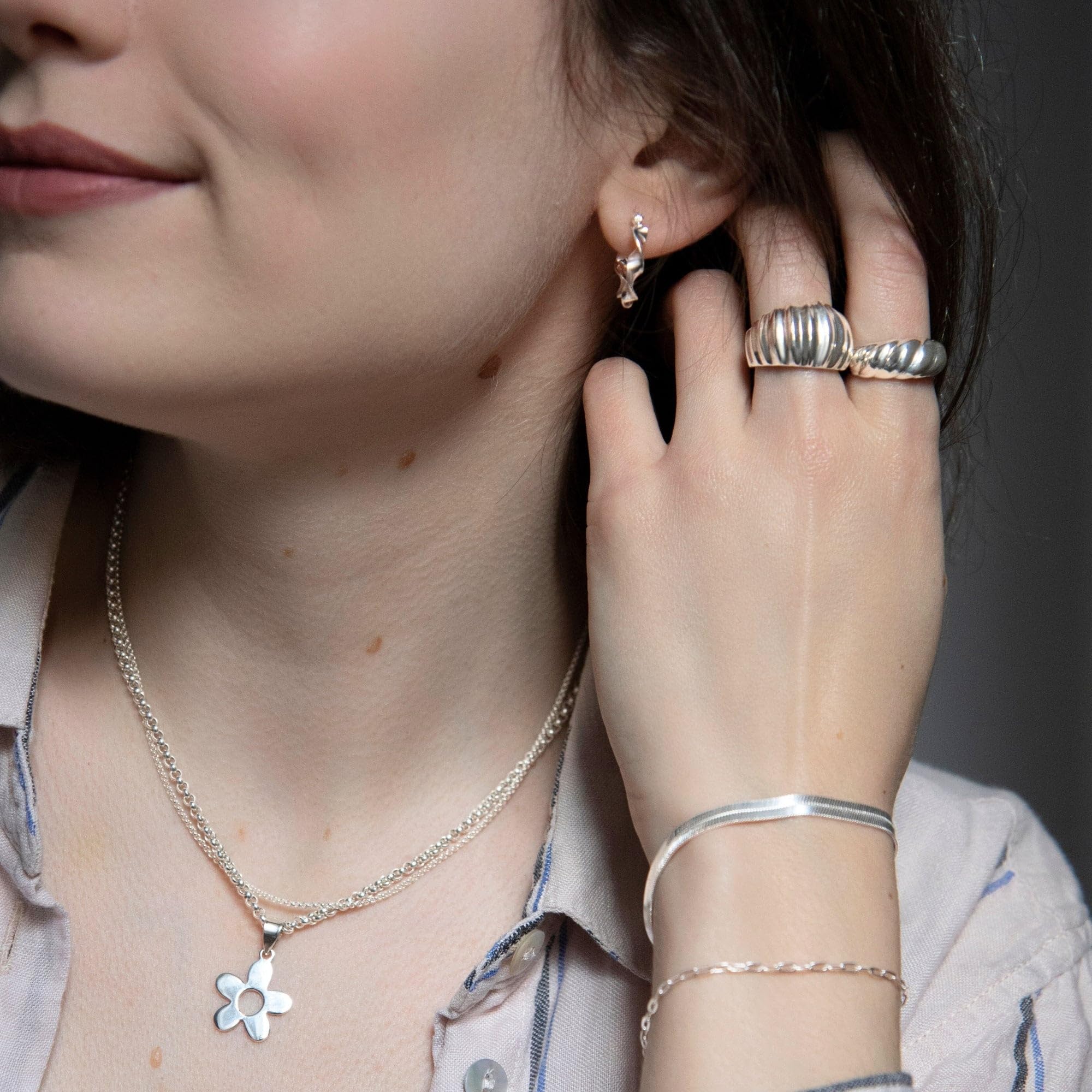 Silverly Sterlingsilberner, Klobiger Croissant-kuppelring | 925 Silber Klassische Ringe für Damen | Elegantes Rippenband-design | Elegante, Strukturierte Statement-ringe | Trendiger Damenschmuck
