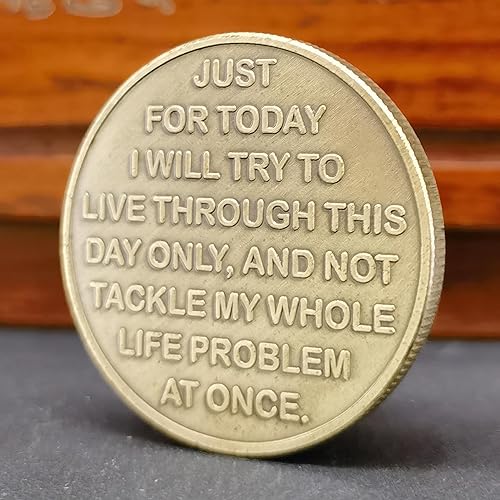 Miniatura 3 de Sunrise Serenity Lucky Coin One Day at A Time - Token de bolsillo, regalo para hombres o mujeres, medallón de sobriedad AA para recuperación de