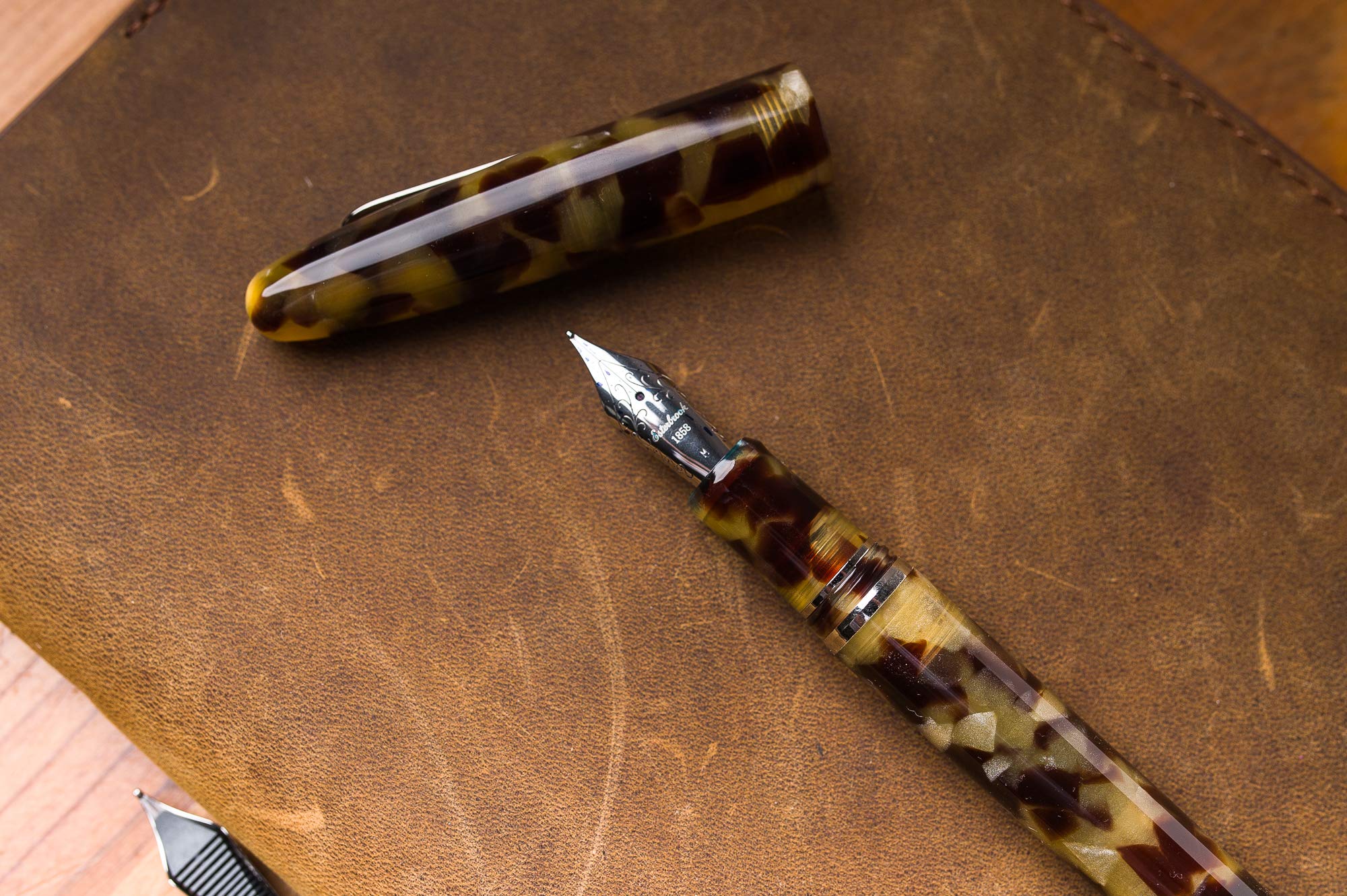 Esterbrook Estie Tortoise fountain pen yellow, pen thickness M, made of acrylic, E136, multicolour