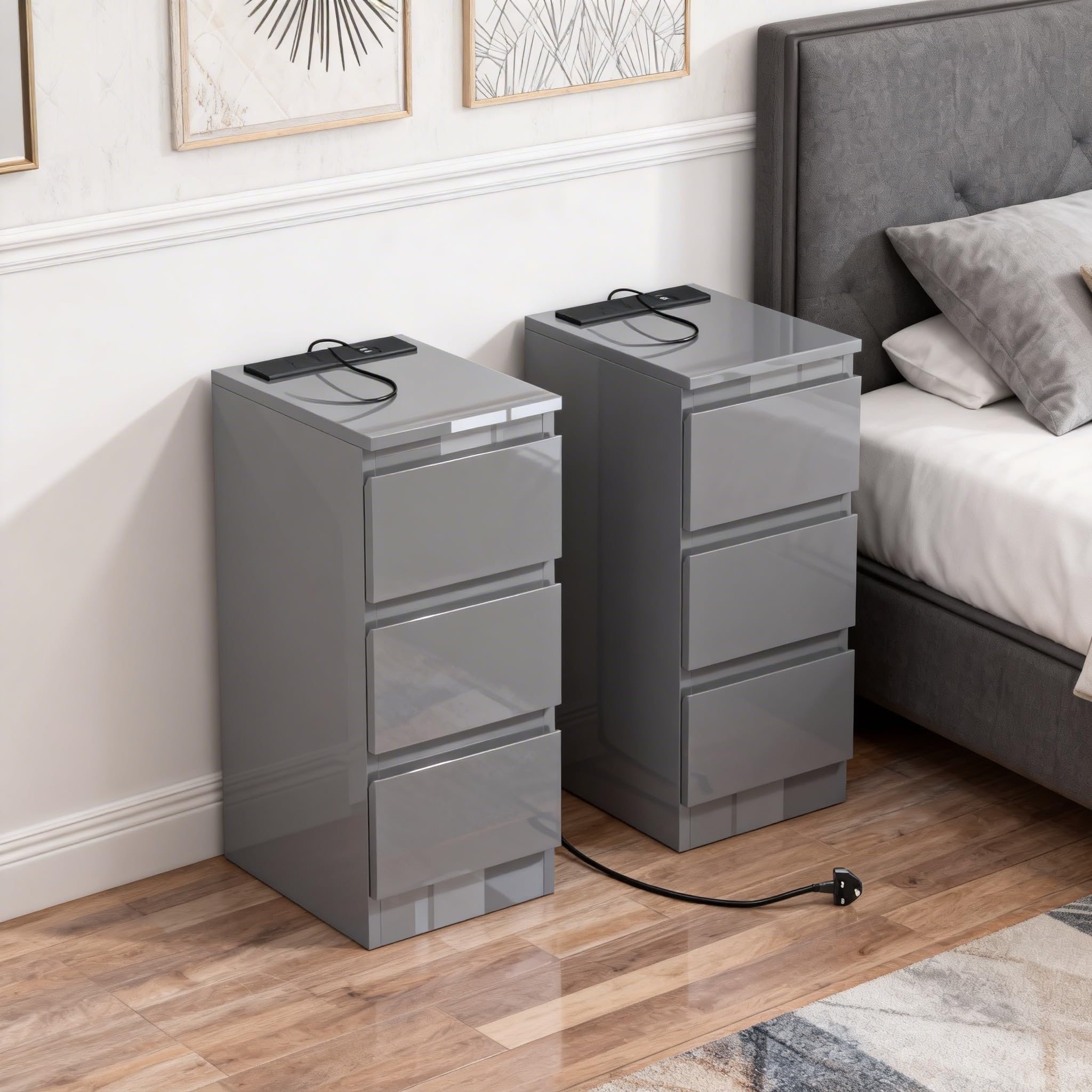 Homullel 25CM Small Bedside Table Set of 2, Slim Narrow Bedside Cabinet with Charging Station, 3 Drawers Sofa Bed Side Table for Bedroom, Living Room (High Gloss Grey with Charging Station, Set of 2)