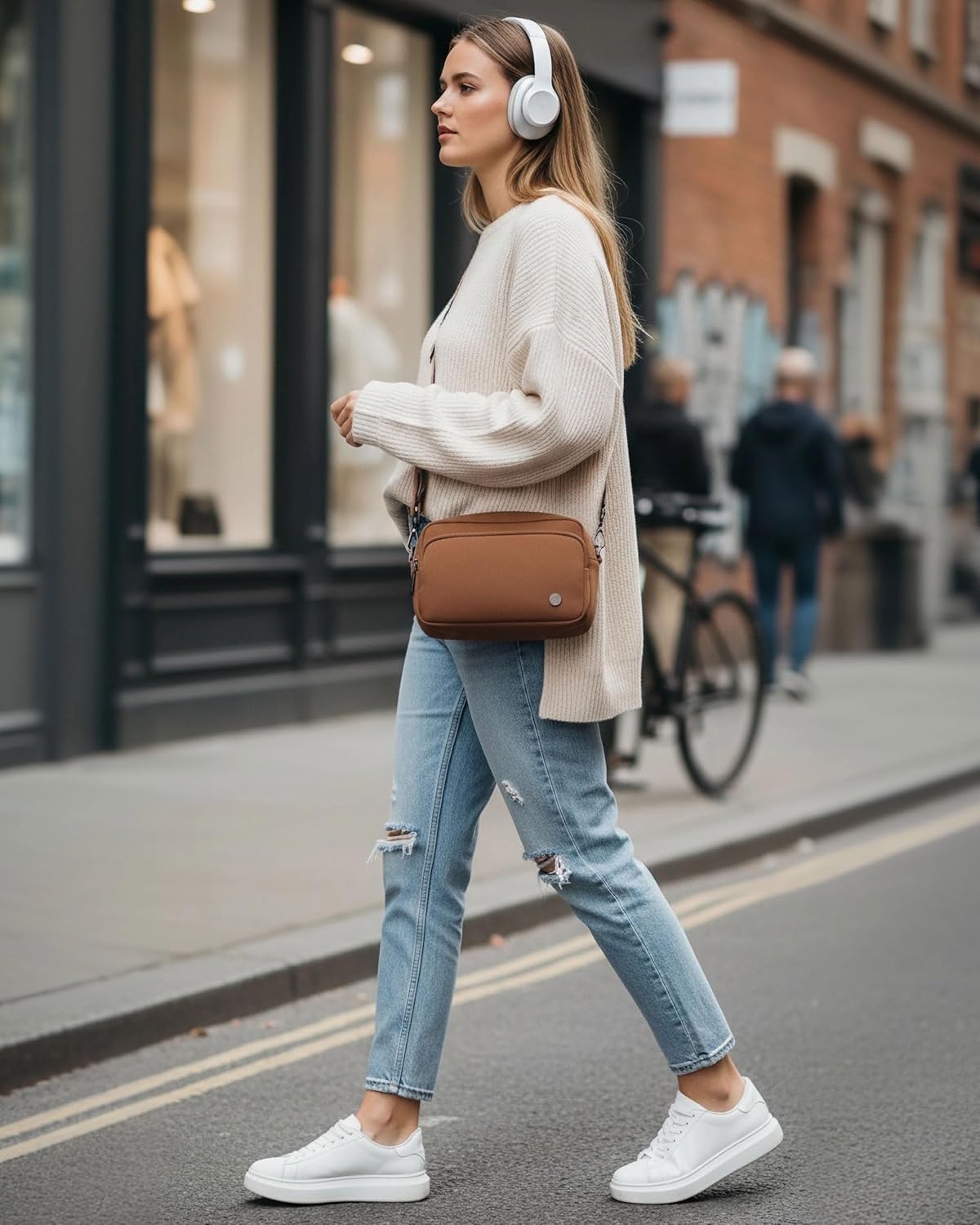 Dorefala Small Crossbody Bag for Women, Triple Zipper Purse with Card Slots, Lightweight Shoulder Bag for Travel - Image 2