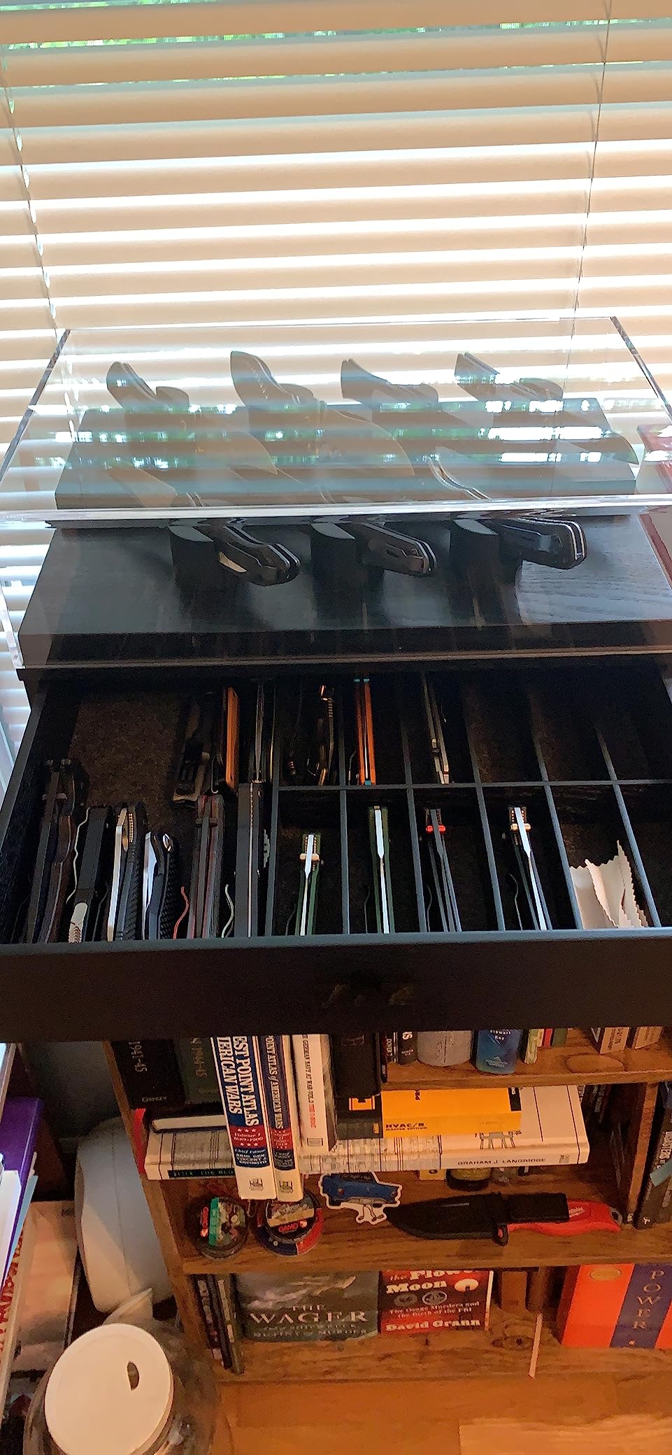 32/mo Finance Pocket Knife Display Case Pocket Knife Case Knife