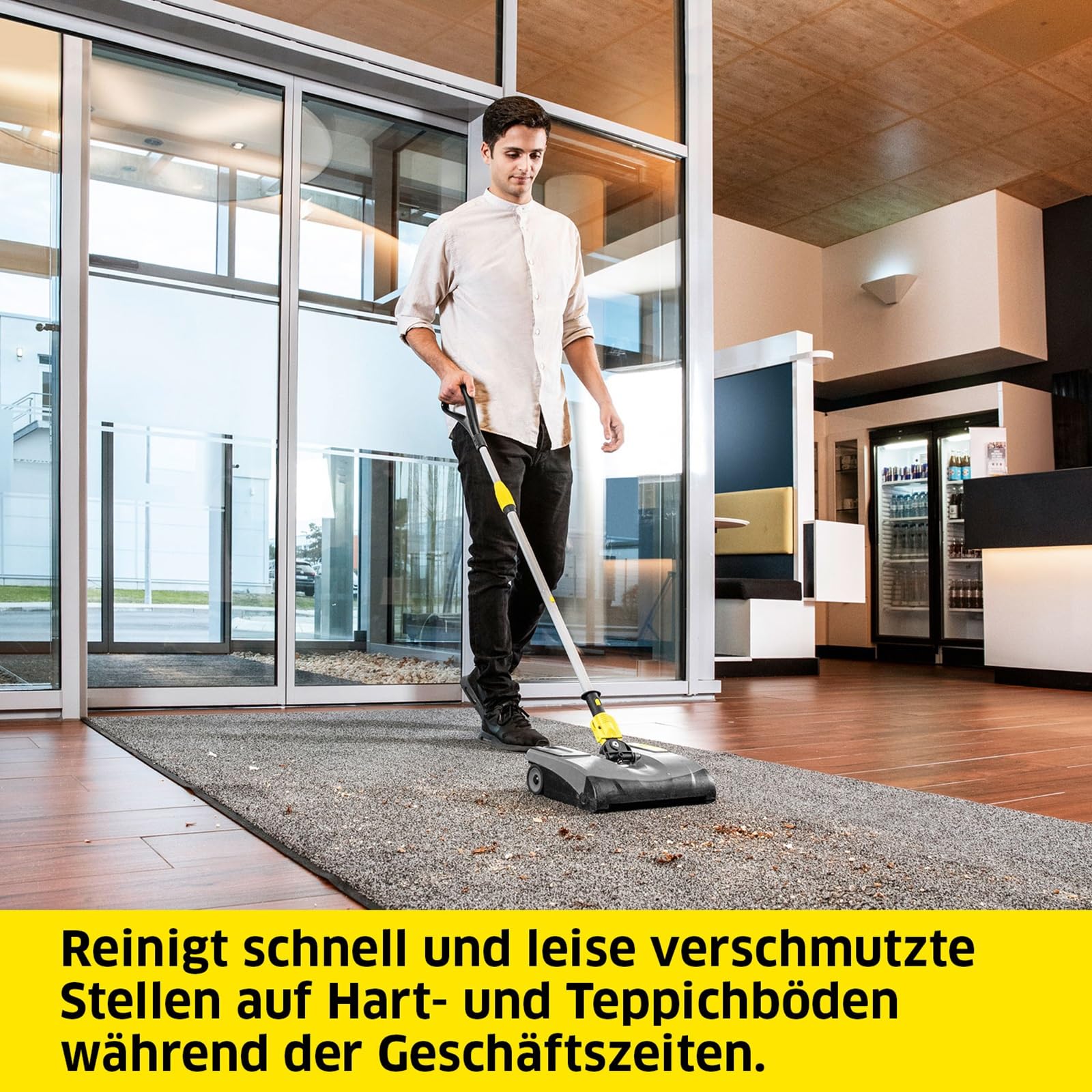 KÄRCHER Elektrobesen EB 30/1 Li-Ion, kabellos, für professionelle Anwender, auswechselbare Kehrwalze, leicht entnehmbarer Schmutzbehälter, für Hart- und Teppichböden, Anthrazit