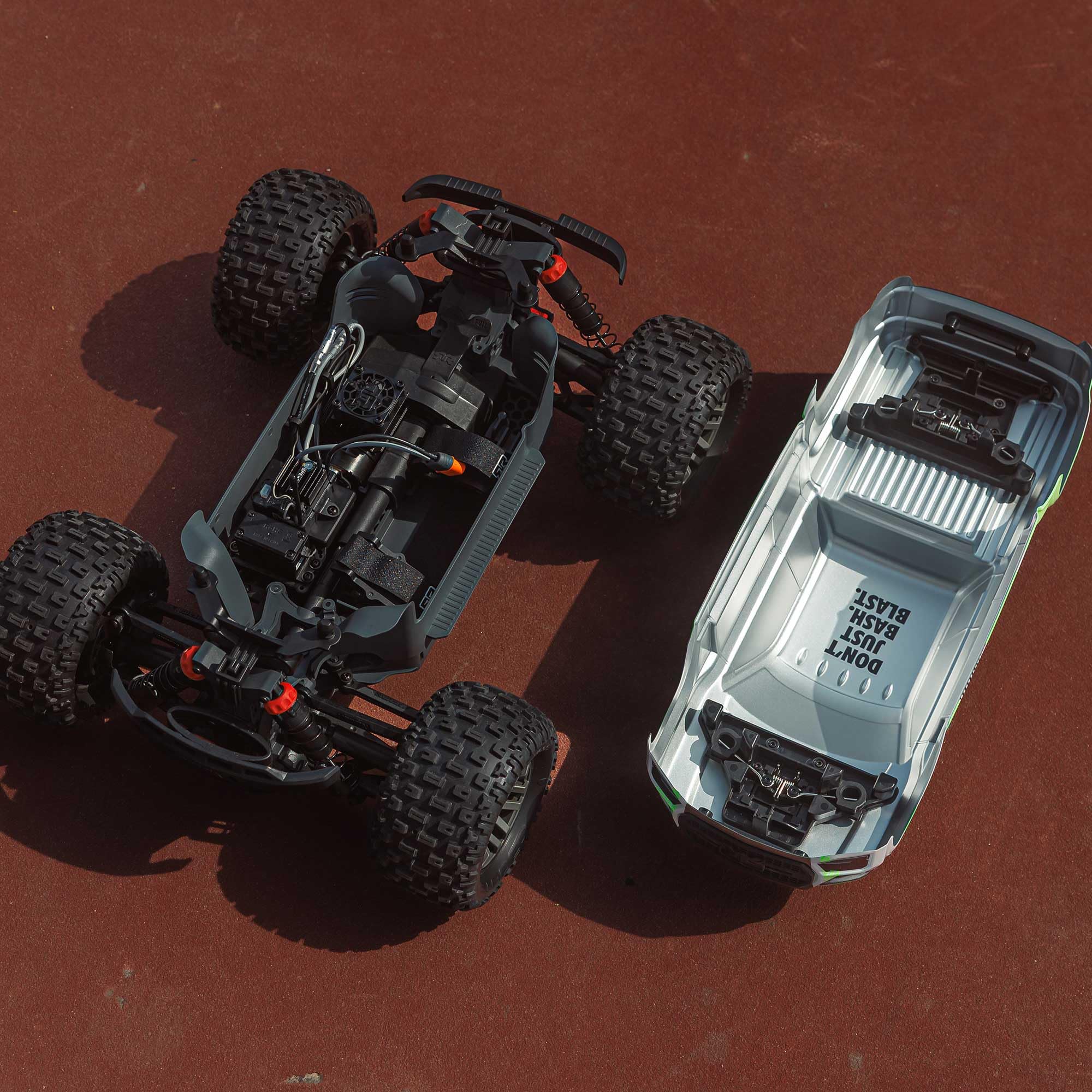 ARRMA 1/10 Granite 4X4 RTR Brushed Monster Truck Green ARA4202V4T1 Car