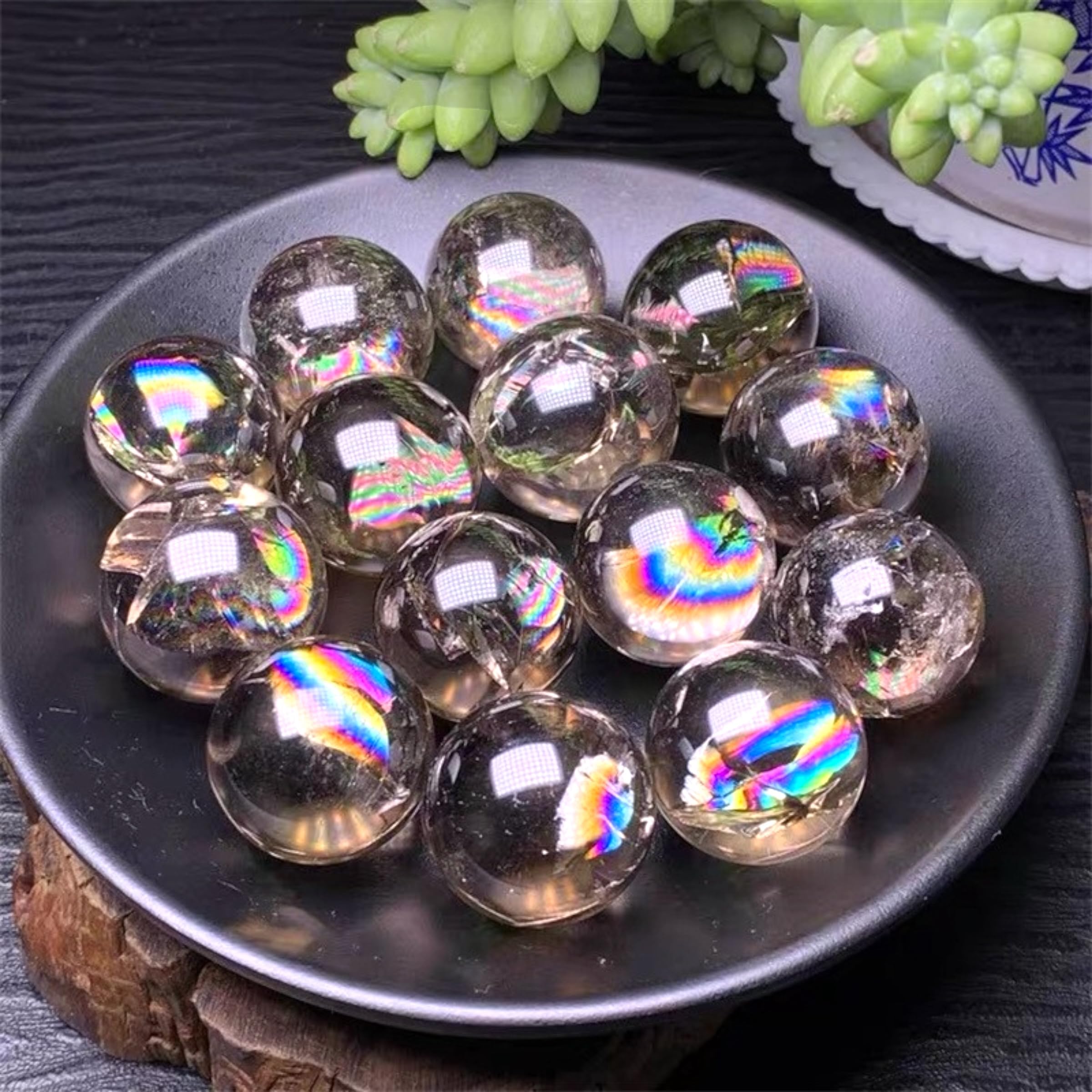 ミニりゅう 虹入り⭐菊花水晶クラスター⭐2個お花付⭐N108 ミニりゅう様専用 虹入り⭐菊花水晶クラスター⭐2個お花付⭐