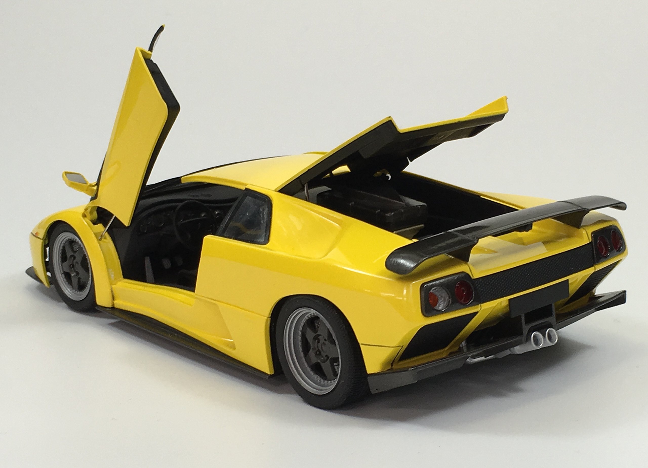 ディアブロ 模型 AUTOart 1/18 ランボルギーニ ディアブロ SV-R （SUPERFLY YELLO