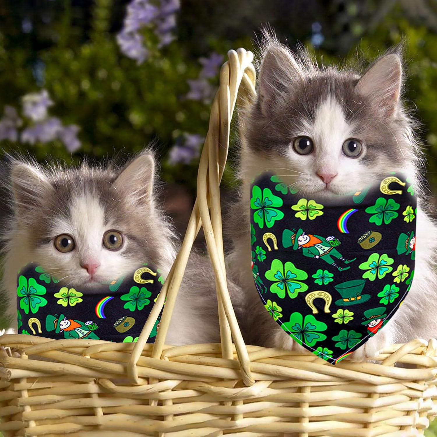 St Patricks Day Dog Bandanas,1Pcs Green Triangle Reversible Pet Scarf For Boys & Girls Washable Adjustable Holiday Dog Shamrock Bandana St Patrick’s Kerchief For Medium And Samll Dogs Cats Party Decor