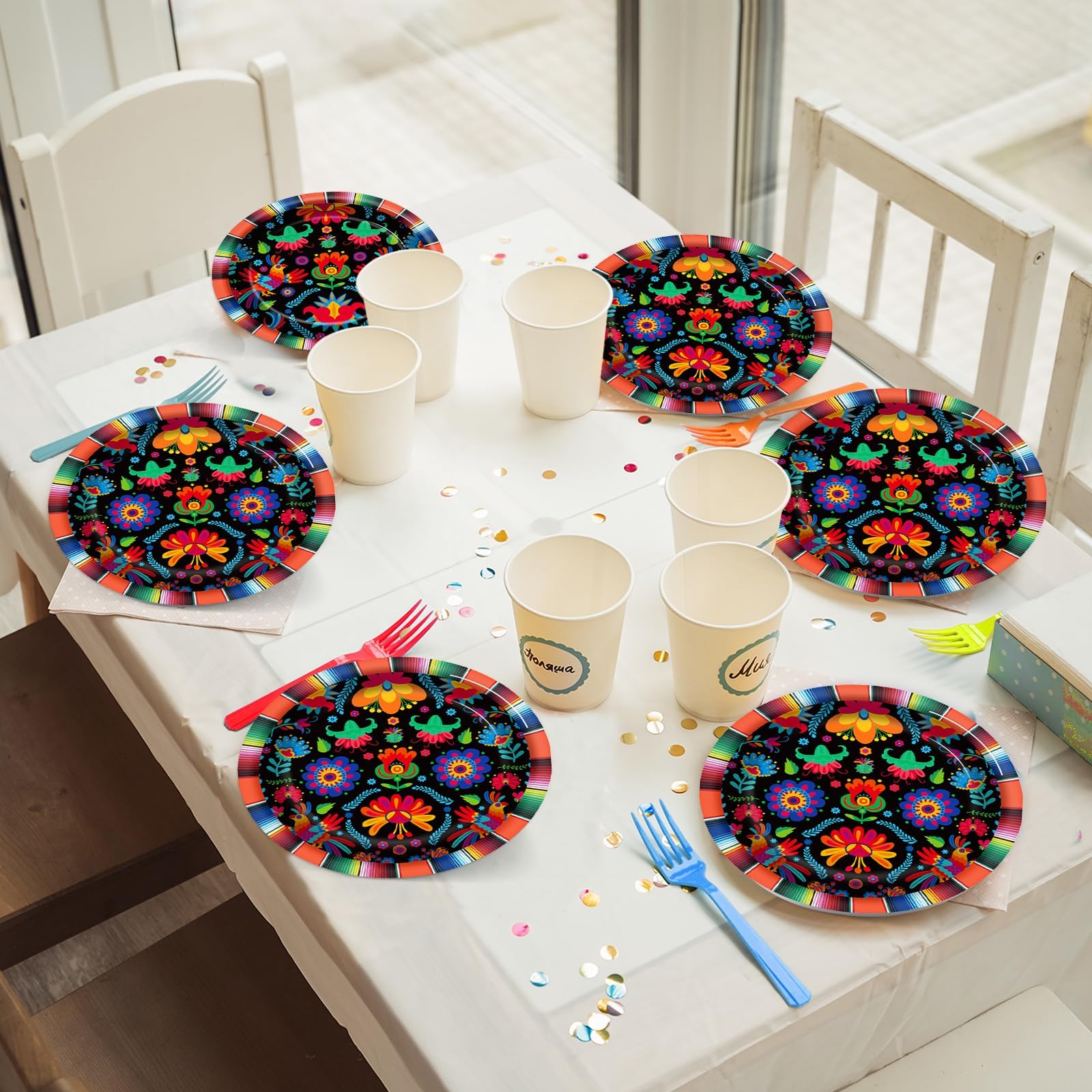 Mexikanische Fiesta-Pappteller, 17,8 cm, Fiesta-Partyteller, Einweg, Mexiko, Mayo, Dessertteller, Dekoration, für Tag der Toten, Dia de Los Muertos, Taco, Tanz, Pinata, buntes Ponchos, Abendessen
