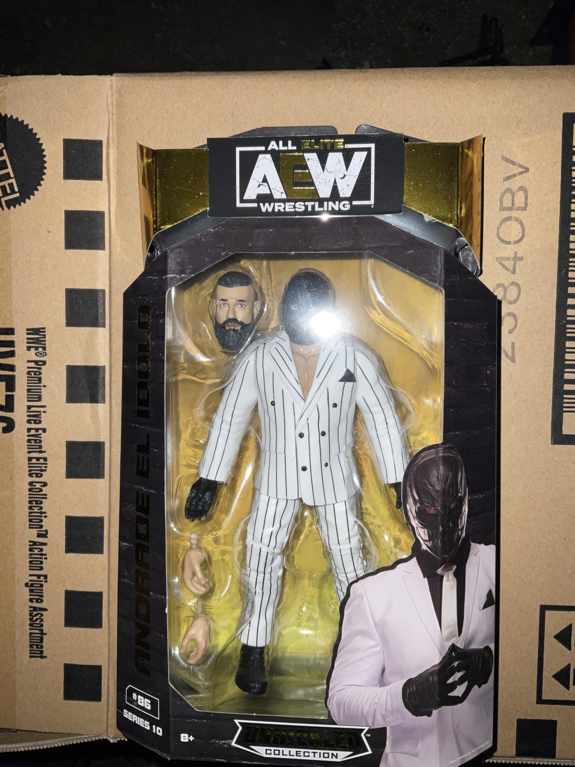 AEW アンドラデ　フィギュア Amazon.co.jp: AEW アンドラーデ・エル・アイドロ アンライバル