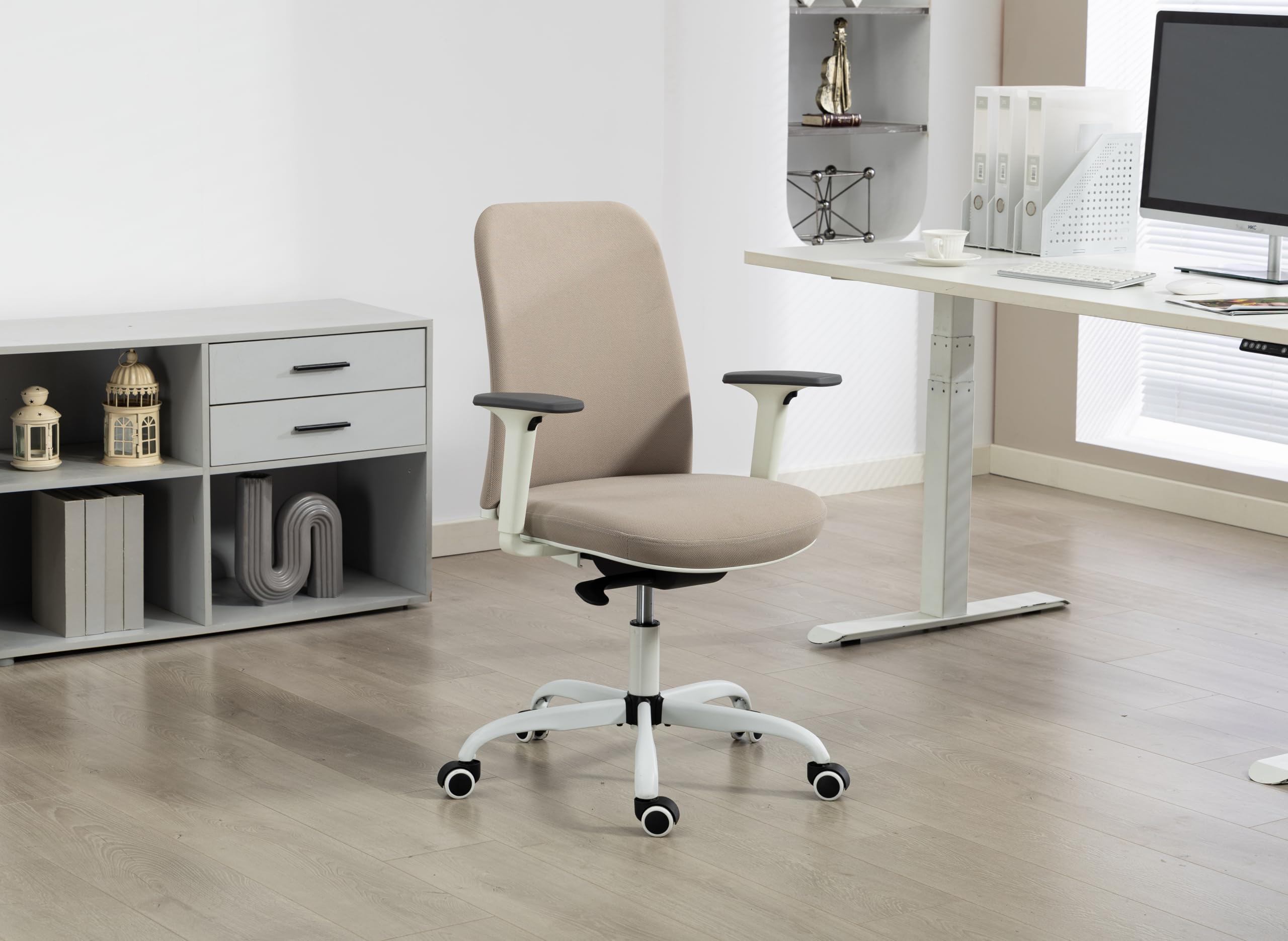 【新品】【送料無料】長時間座っても疲れないオフィスチェアー 不二貿易（Fuji Boeki） オフィスチェア おしゃれ ハイバック オフィス