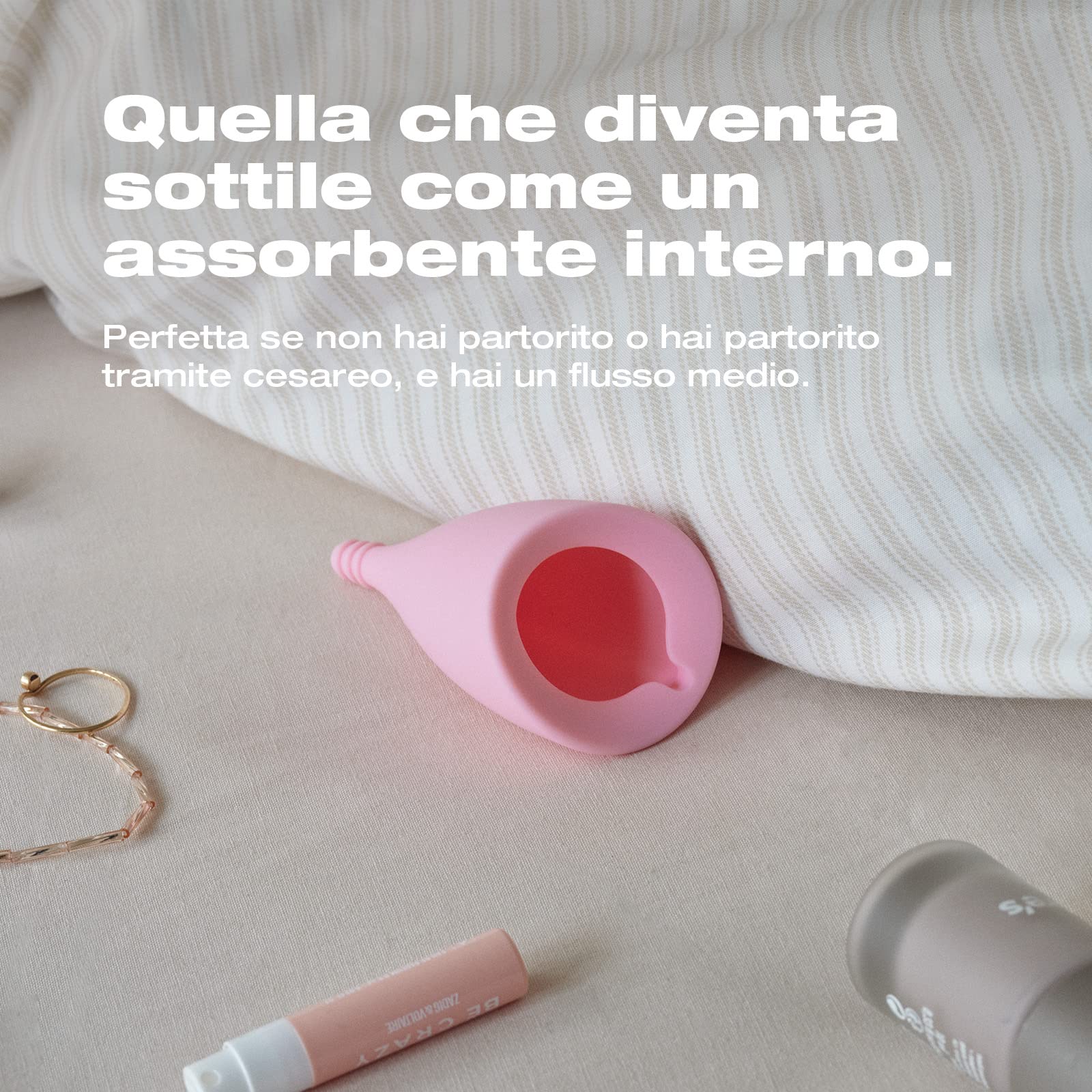 Intimina Lily Cup Size A: Coppetta Mestruale Sottile, Menstrual Cup Utilizzabile per un Massimo di 8 ore, Coppa Mestruale per Raccogliere il Flusso, Coppetta Mestruale Morbida