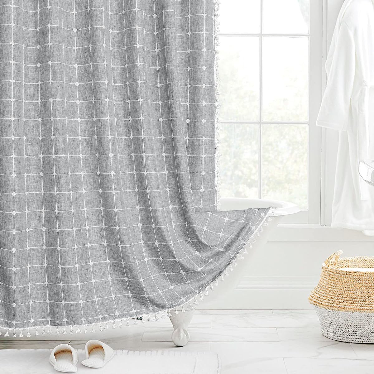 Cortina de ducha con borlas de lino a cuadros clásica Boho Farmhouse gris, 72x72 | Tela resistente de mezcla de lino de 310GSM, borlas de 3 lados, resistente a las arrugas, encanto rústico de granja bohemia, repelente al agua, 12 ganchos